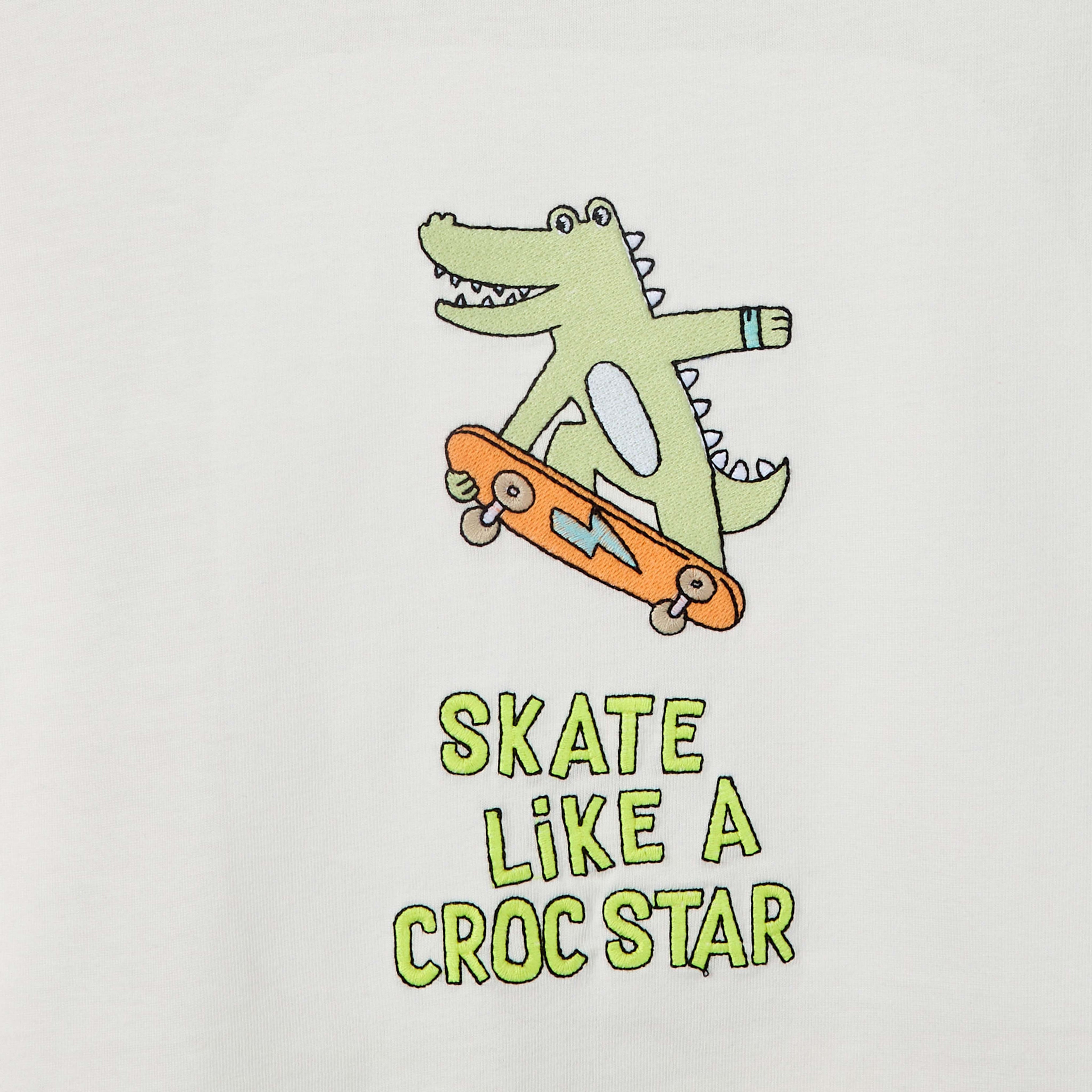 Juniors Crew Neck Short Sleeves T-shirt and Shorts Set with Crocodile Embroidery