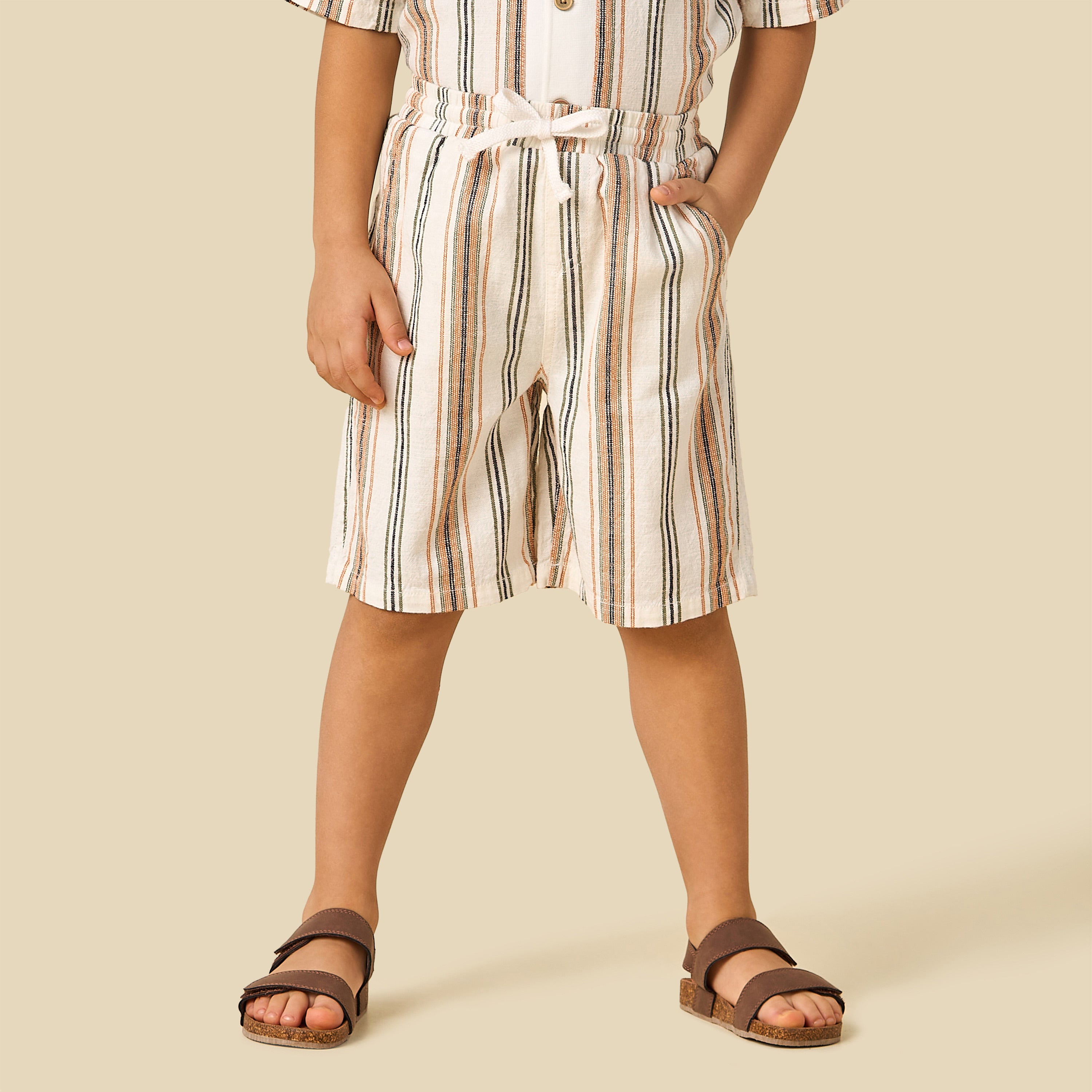 Juniors Collared Short Sleeves Shirt and Shorts Set with Stripes