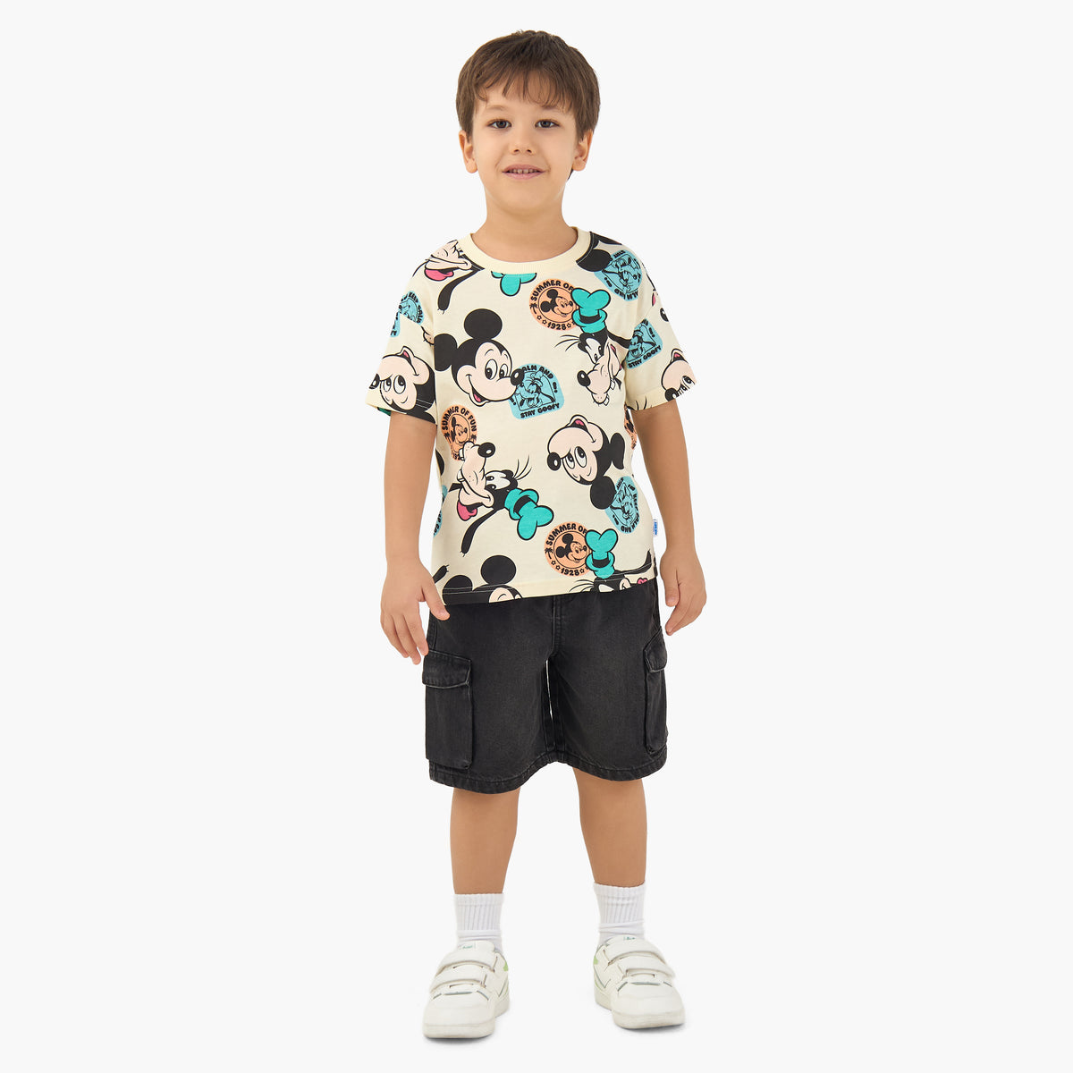 Disney Crew Neck Short Sleeves T-shirt with Mickey Mouse and Friends Print