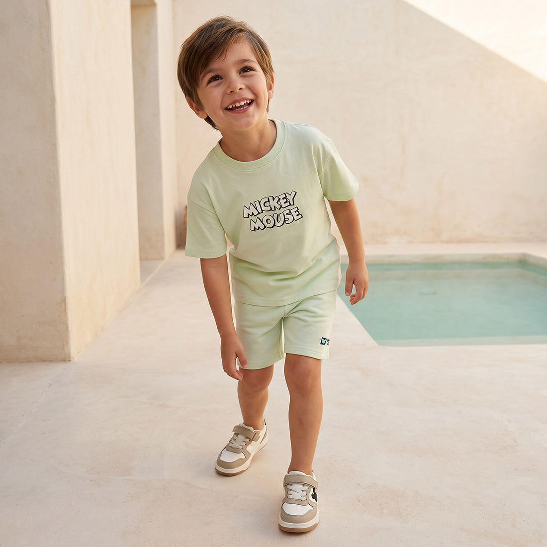 Disney Crew Neck Short Sleeve T-shirt and Shorts Set with Mickey Mouse Print - Green / 6-7 yrs