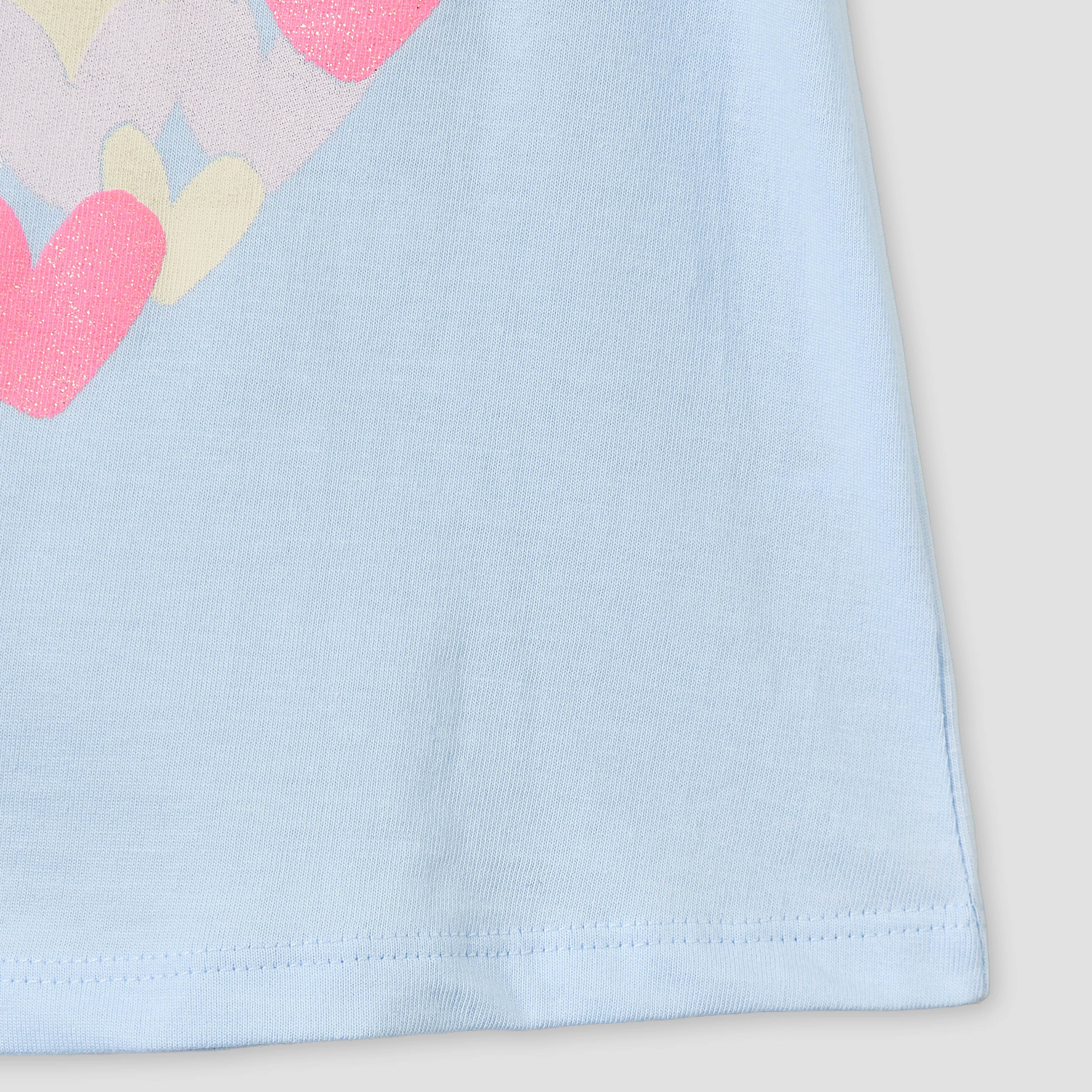 Juniors Crew Neck Sleeveless T-shirt with Heart Print