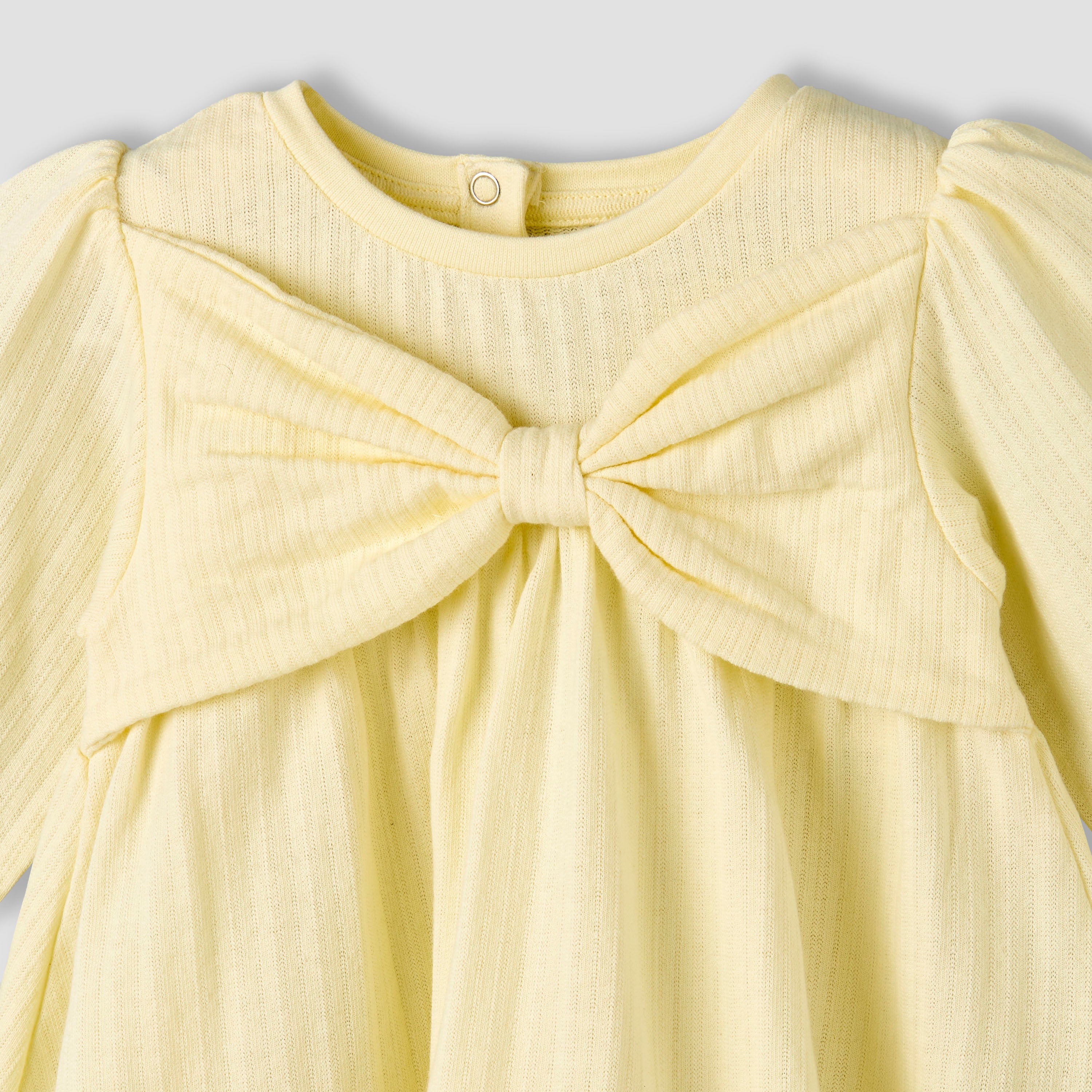 Juniors Round Neck Long Sleeves A-line Dress with Bow Accent