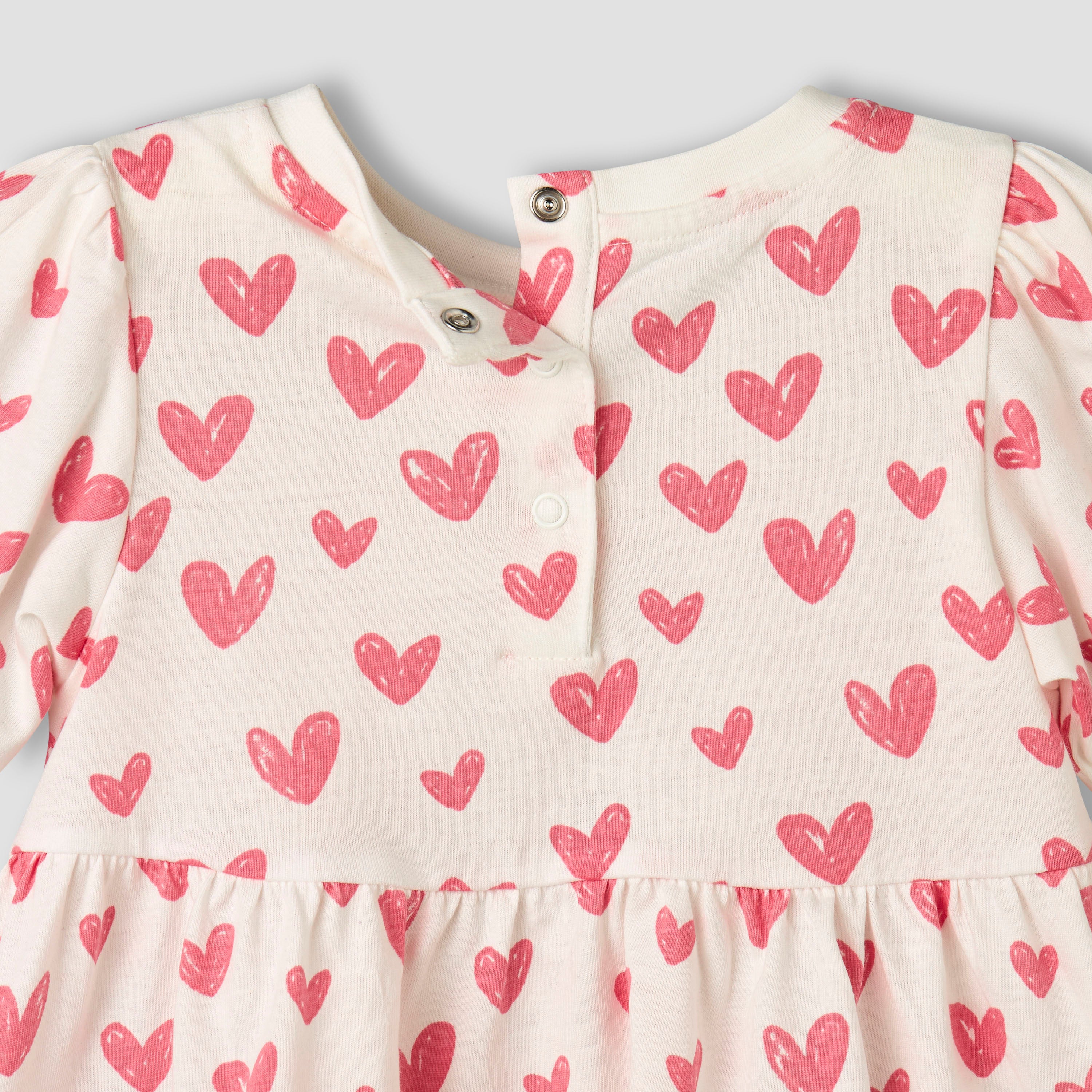 Juniors Round Neck Short Sleeves A-line Dress with Heart Print