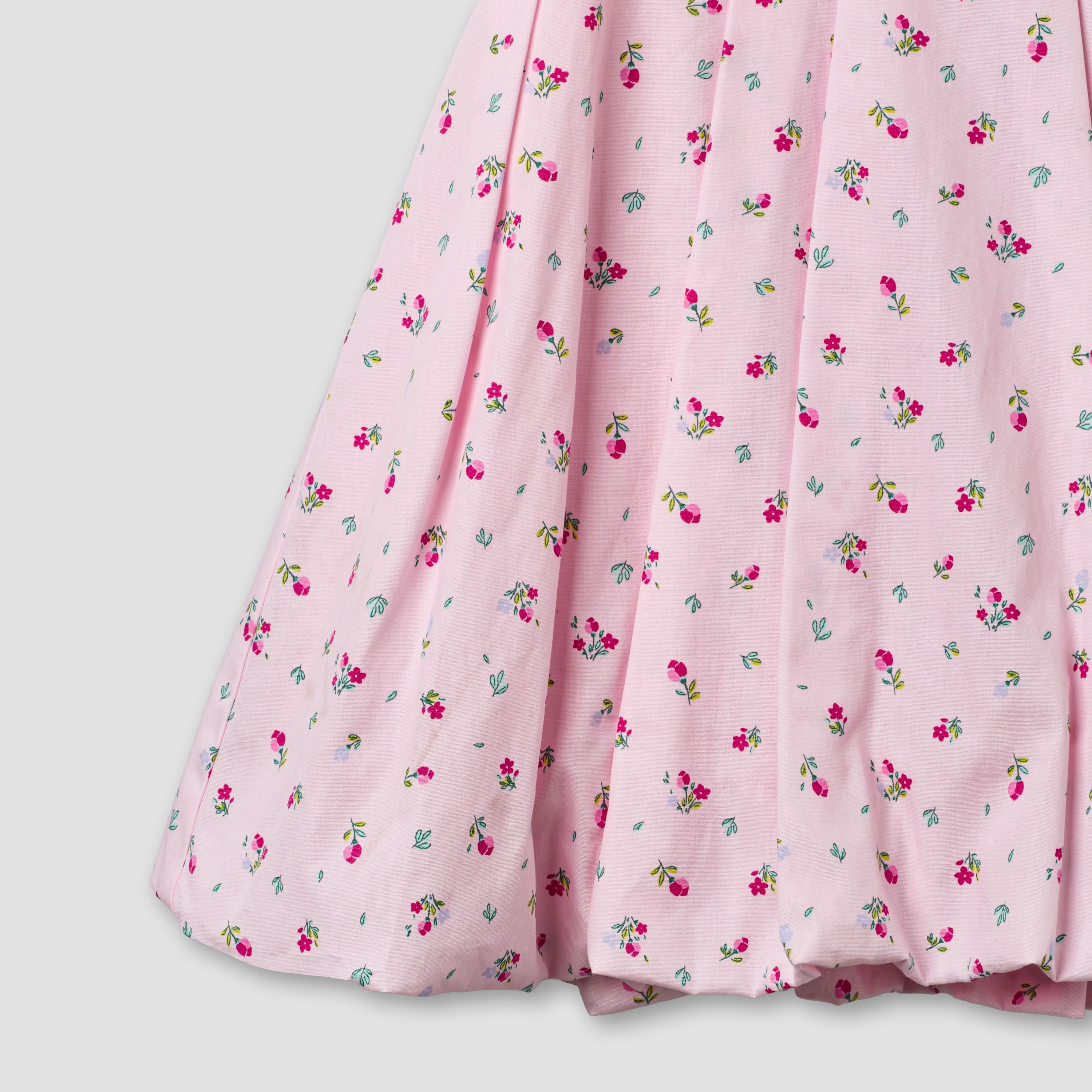 Juniors Round Neck Sleeveless A-line Dress with Floral Print