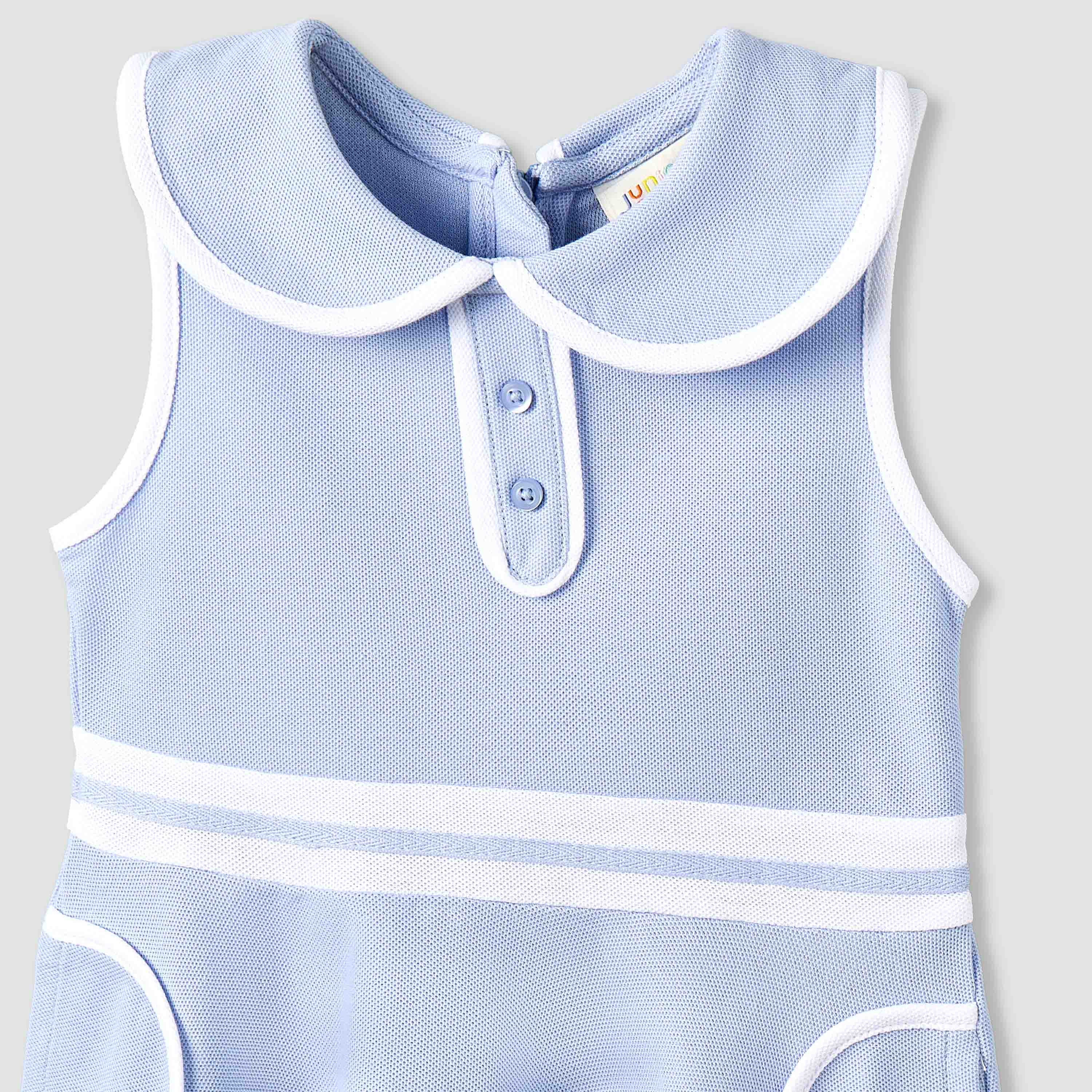 Juniors Peter Pan Collar Sleeveless Dress with Zip Closure