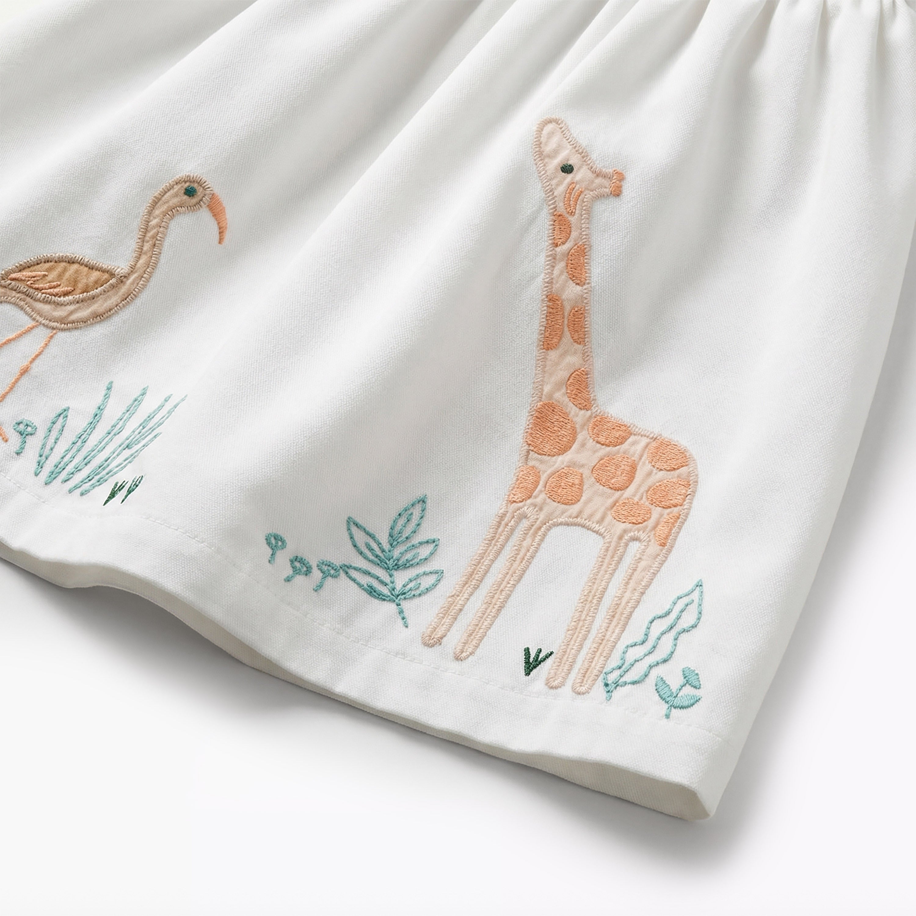 Juniors Round Neck Short Sleeves T-Shirt and Pinafore with Safari Embroidery
