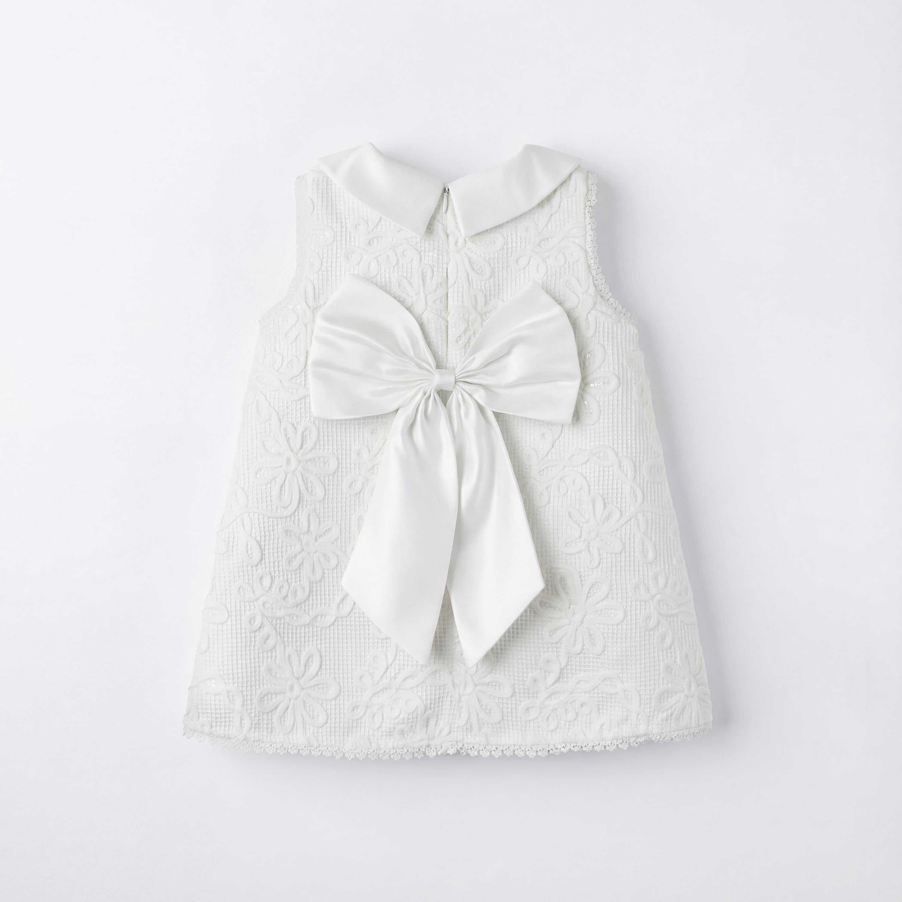Giggles Collared Sleeveless Dress with Lace and Bow Design