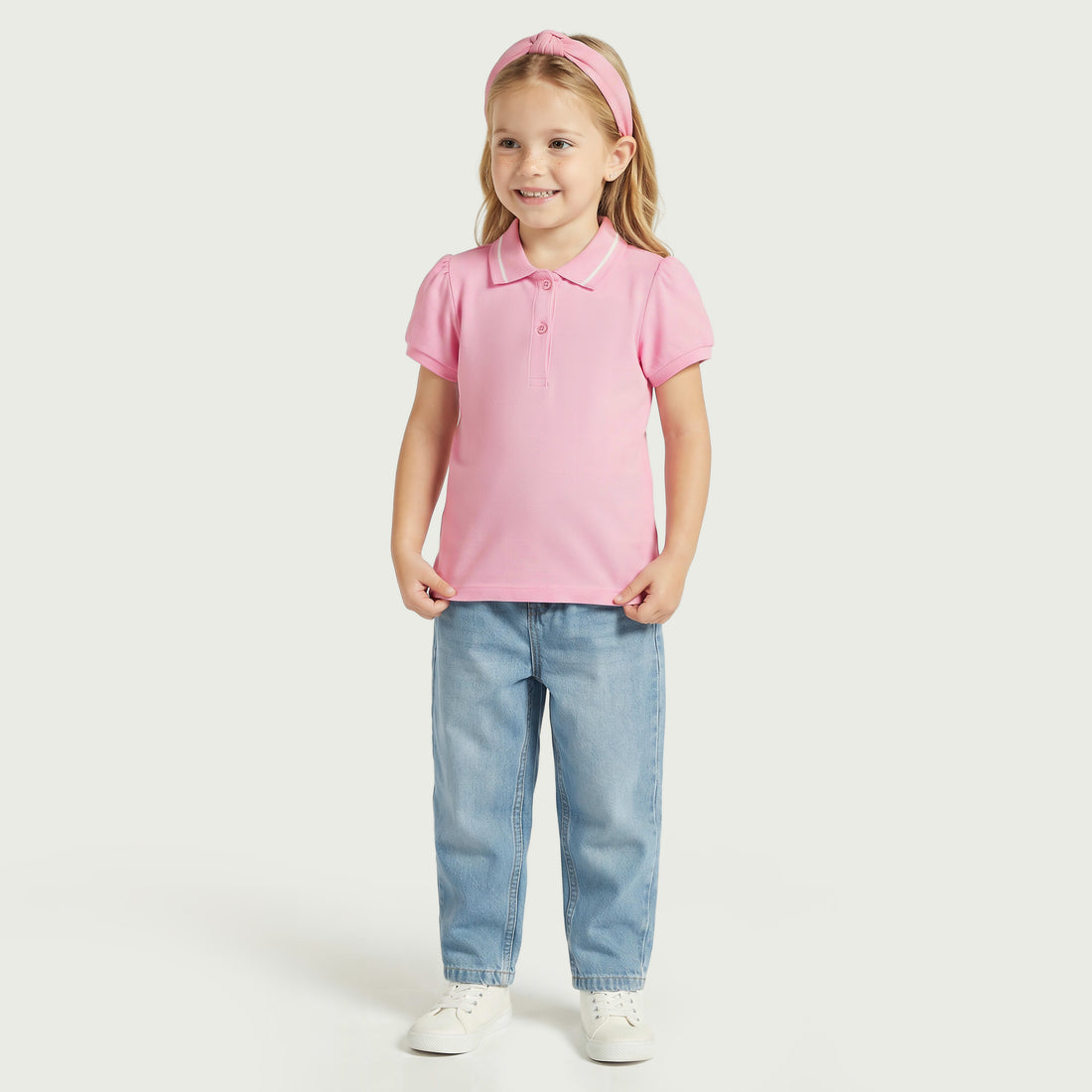 Juniors Collared Short Sleeves Polo T-shirt with Solid Design