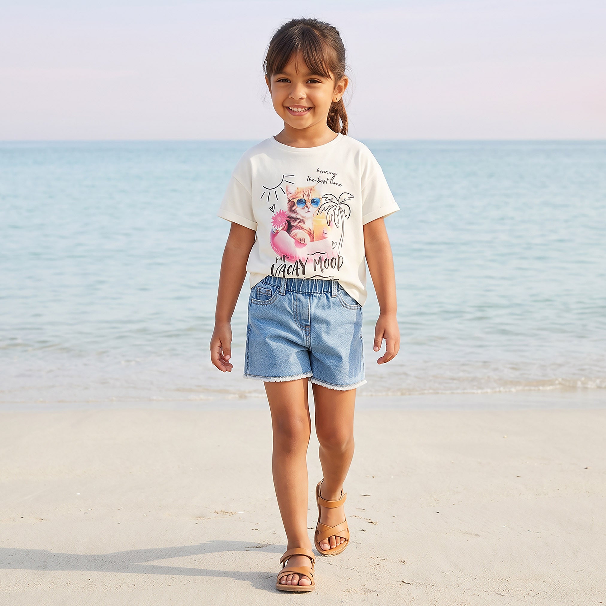 Juniors Crew Neck Short Sleeves T-shirt with Graphic Print