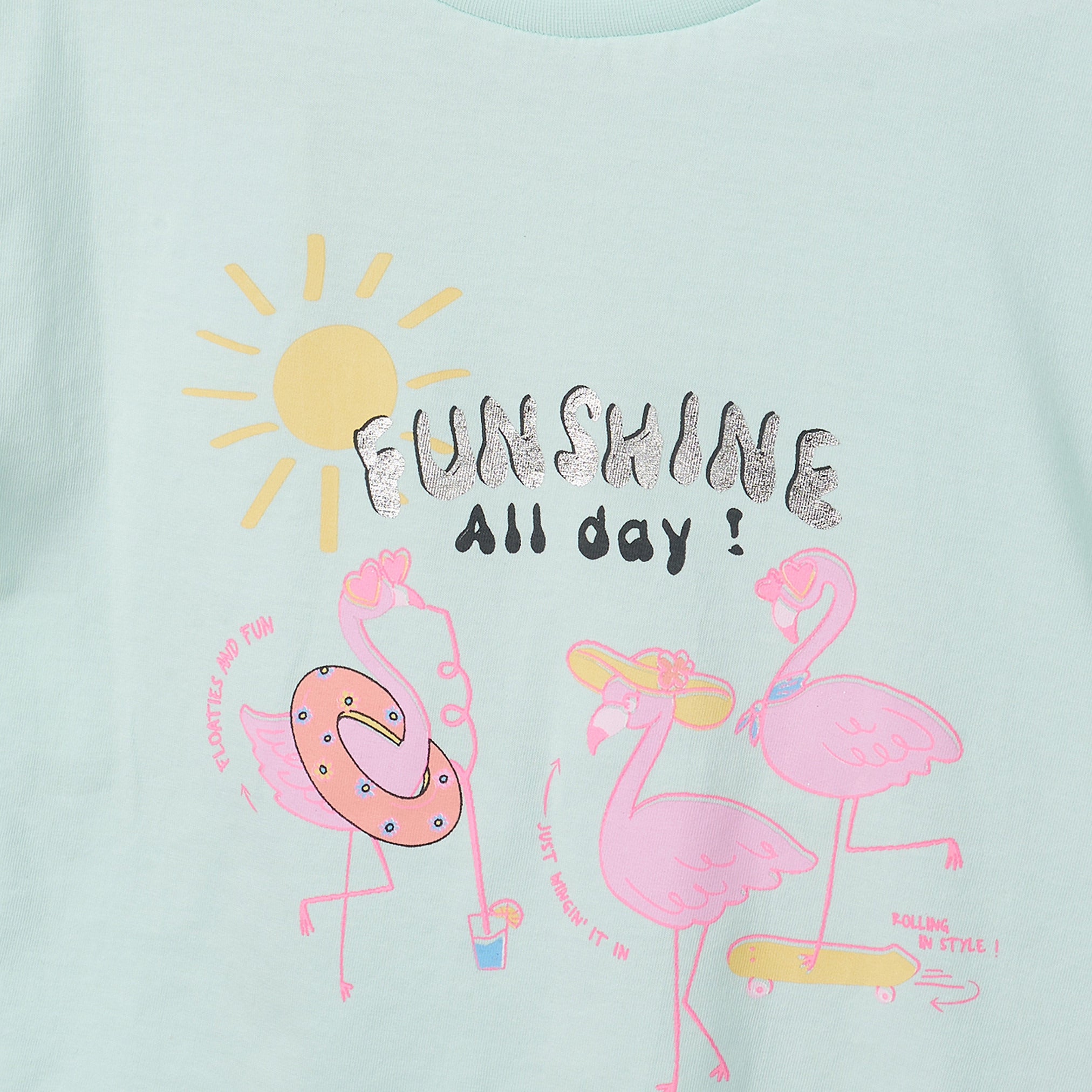Juniors Round Neck Short Sleeves T-shirt with Flamingo Print