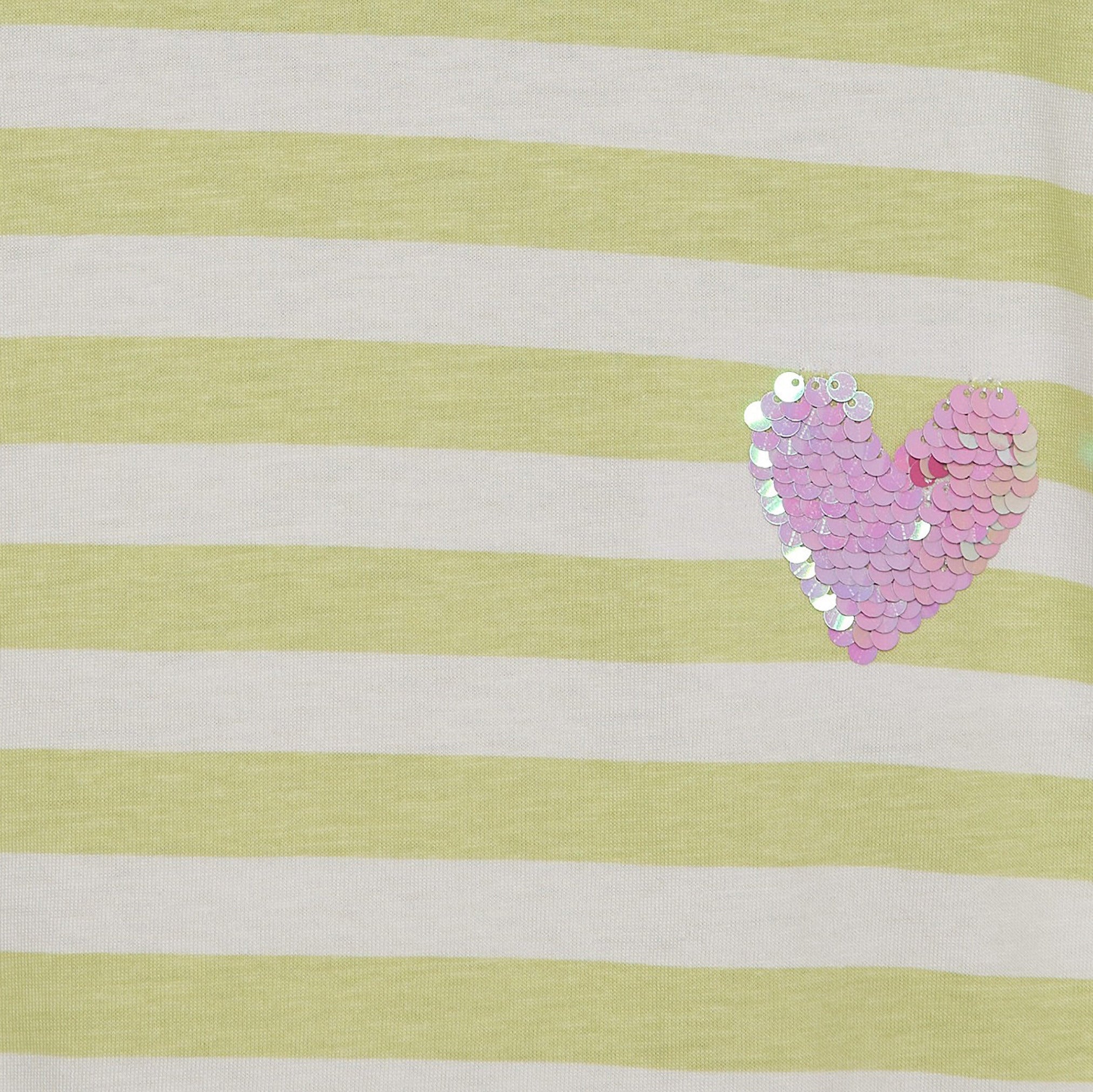 Juniors Crew Neck Short Sleeves T-shirt with Heart Embellishment