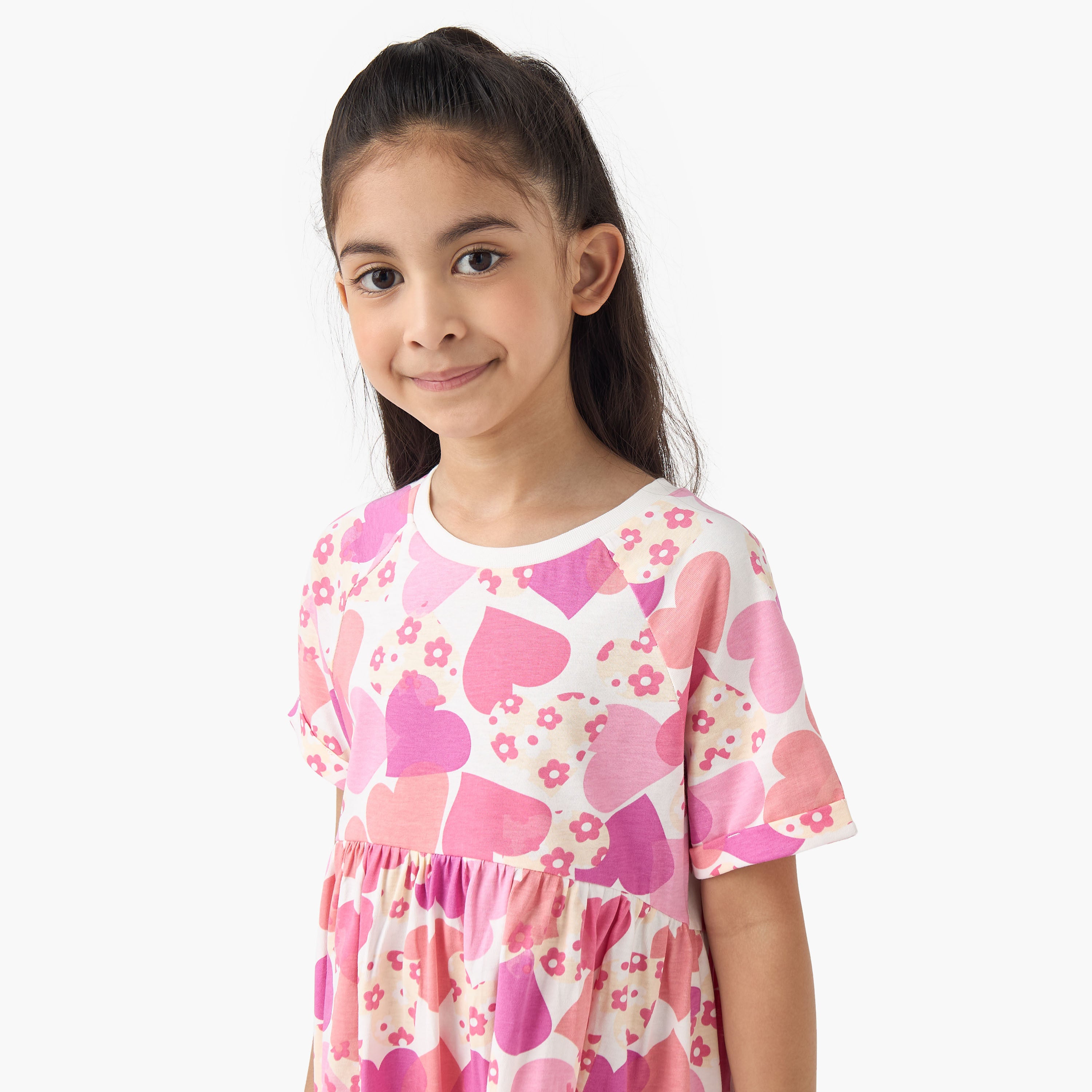 Juniors Round Neck Short Sleeves A-line Dress with Heart Print
