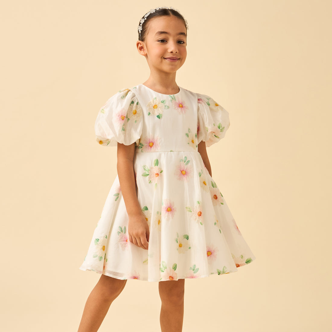 Juniors Round Neck Short Sleeves Knee Length A-line Dress with Floral Embroidery