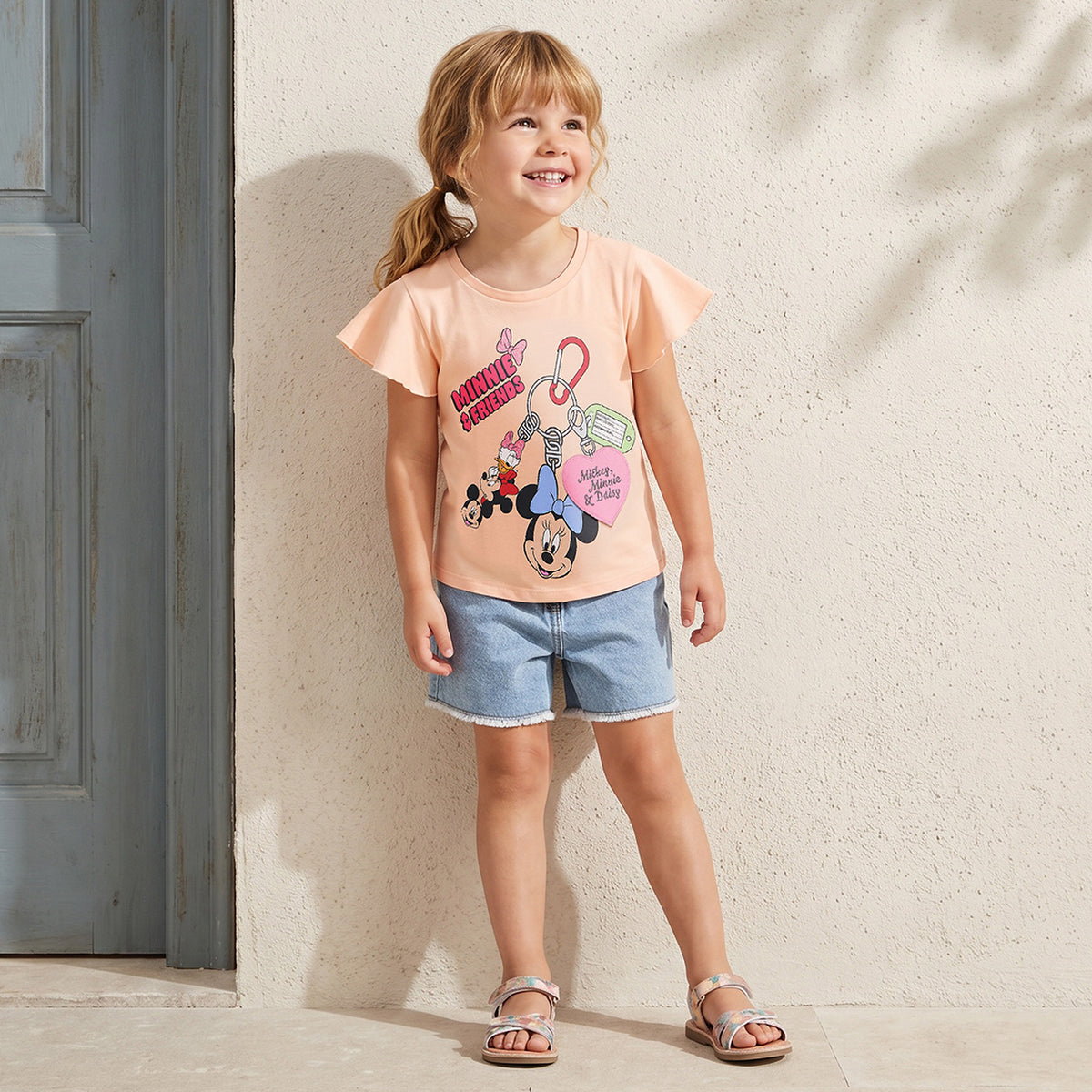 Disney Round Neck Short Sleeves T-shirt with Minnie Mouse and Friends Print