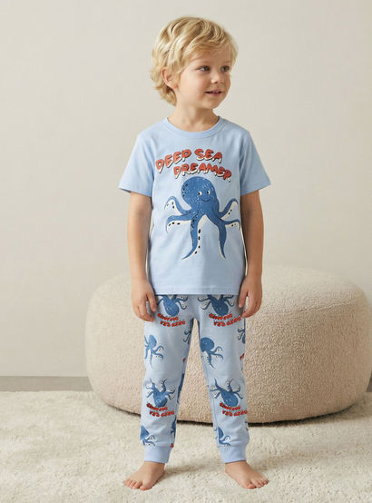 Juniors Cotton Crew Neck Short Sleeves Pyjama Set with Octopus Print-boys-clothing-nightwear-image-1