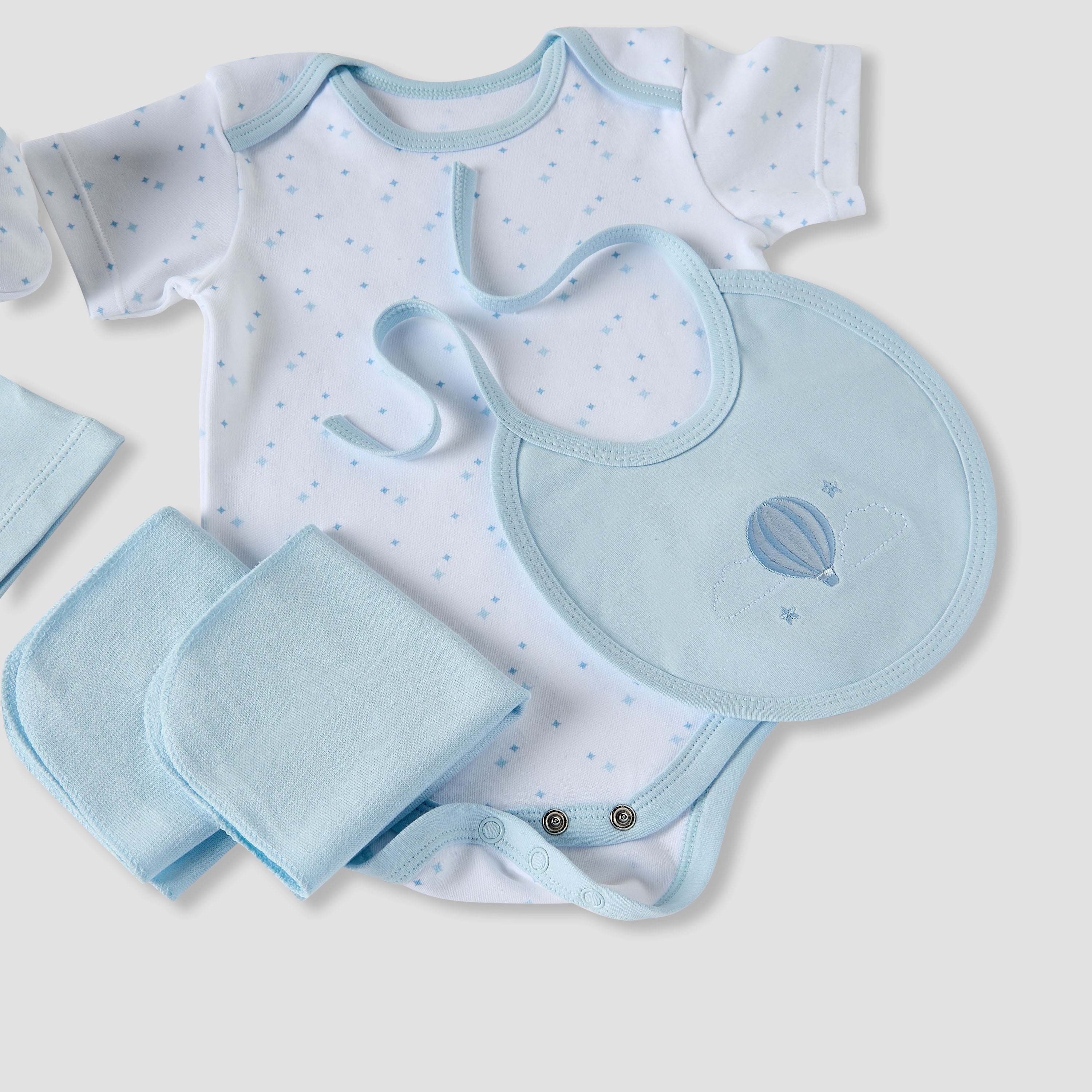 Juniors 6-Piece Boys Gift Set - Cotton - Bodysuit, Booties, Bib, Wash Cloth, Briefs - Star Print