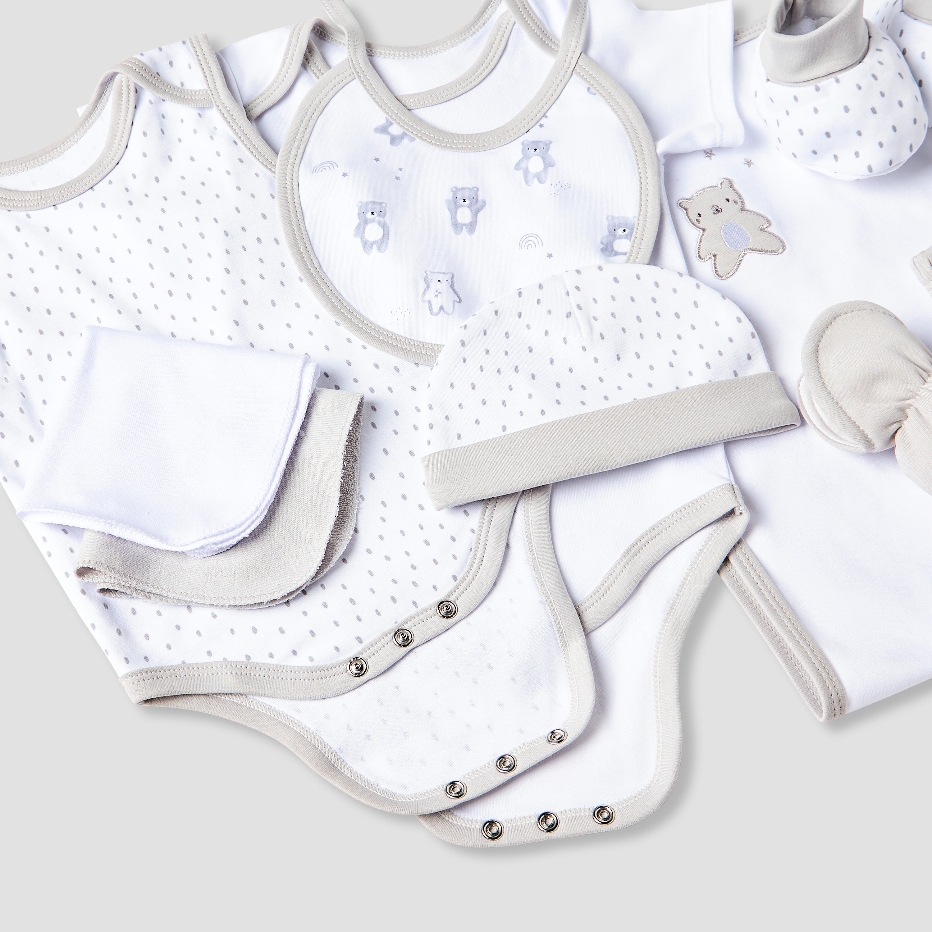 Juniors 21-Piece Assorted Clothing Gift Set
