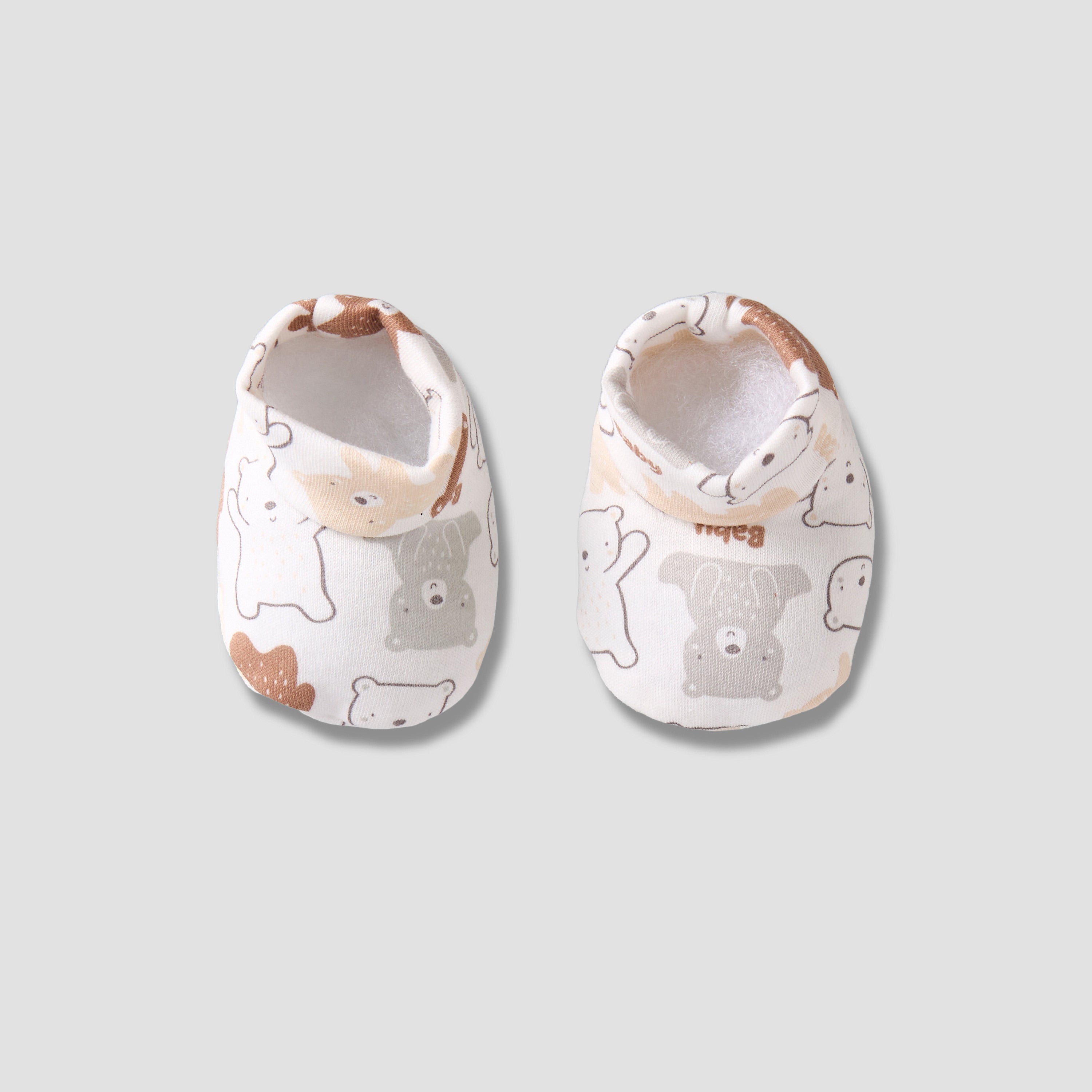 Set of 12 Juniors Clothing Gift Set with Bear Print