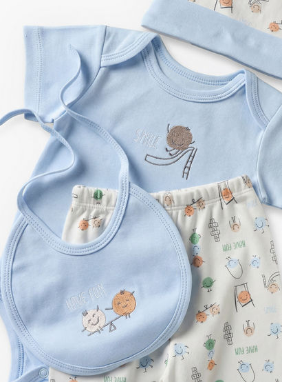Set of 11 Juniors Clothing Gift Set with Print-baby-boys-clothing-setsandcoords-image-12