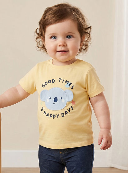 Set of 3 Juniors Round Neck Short Sleeves T-shirt and Shorts Set with Applique Detail-baby-boys-clothing-setsandcoords-image-2