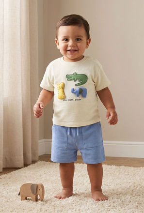 Juniors Crew Neck Short Sleeves T-shirt and Shorts Set with Safari Applique