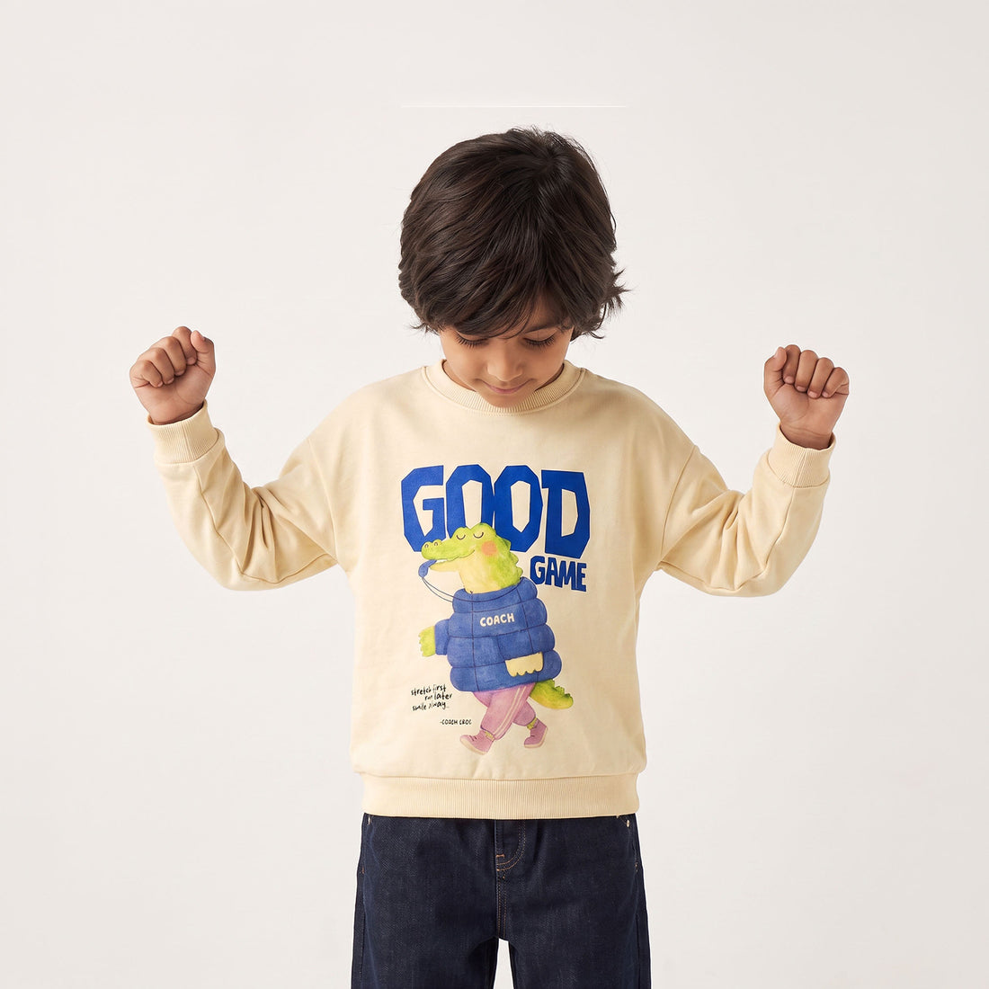Juniors Graphic Print Sweatshirt with Ribbed Trim