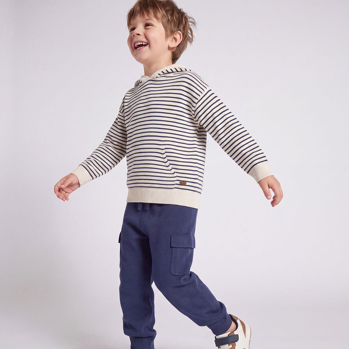 Hooded Long Sleeves Sweatshirt and Trousers Set with Stripes