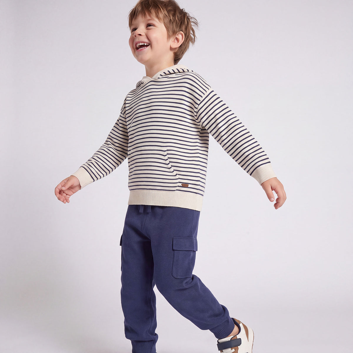 Hooded Long Sleeves Sweatshirt and Trousers Set with Stripes