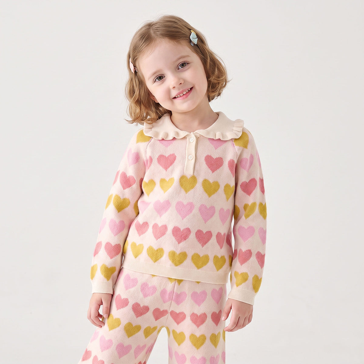 Juniors Collared Long Sleeves Sweater and Pants Set with Heart Print
