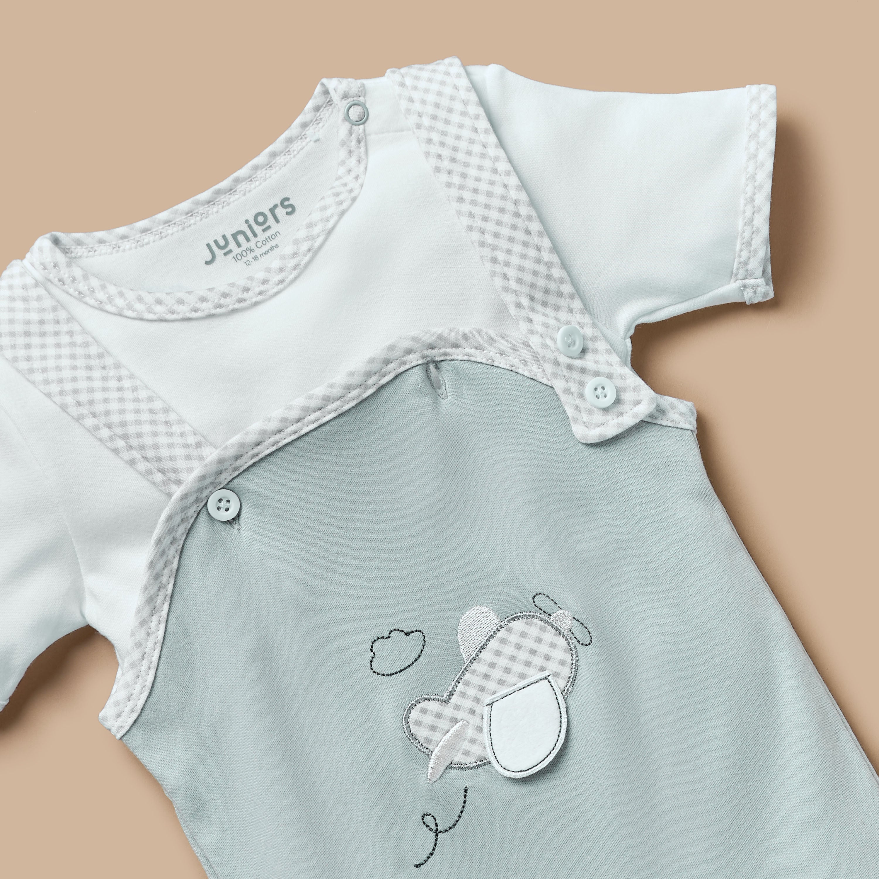 Juniors Solid T-shirt and Dungaree Set