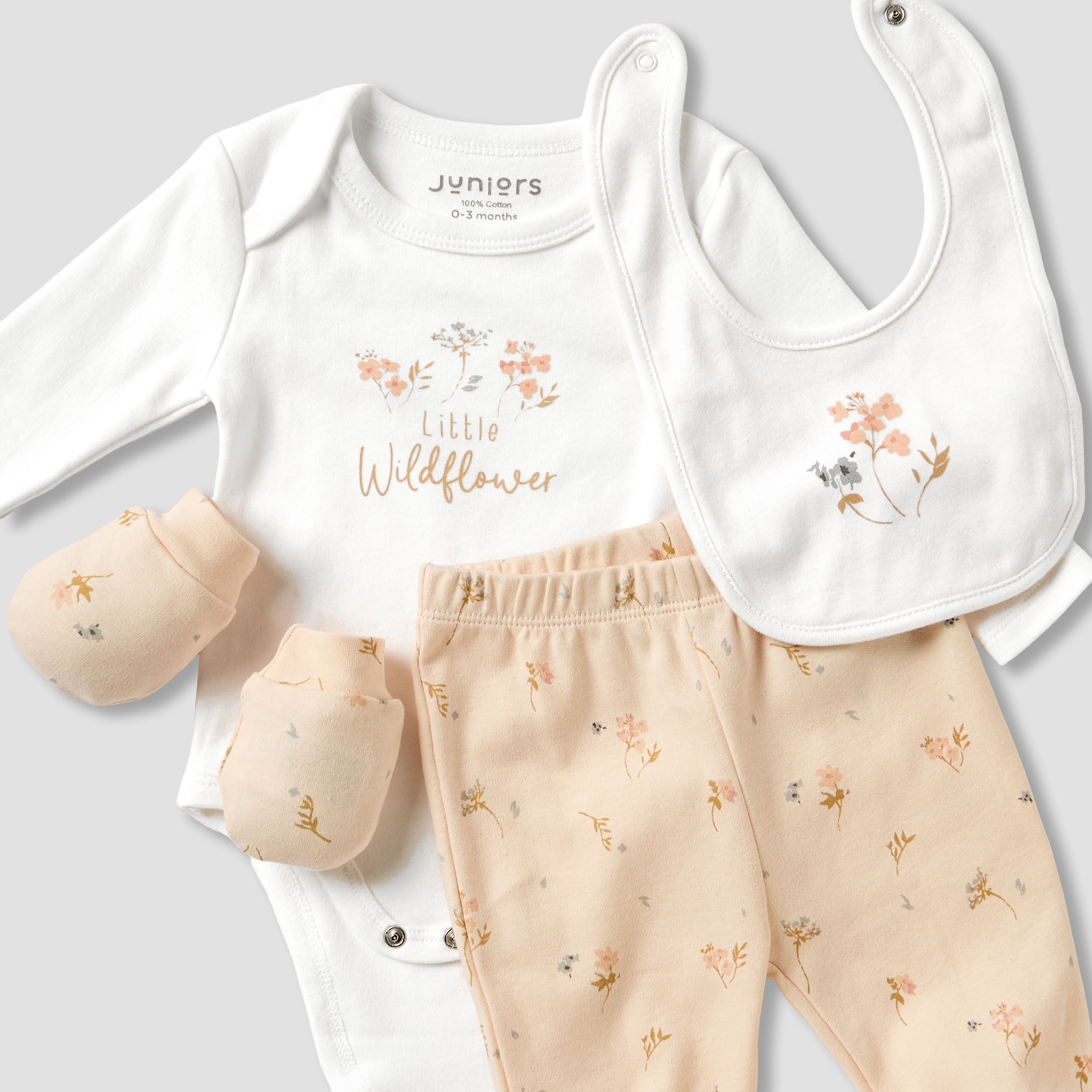 Pack of 9 Juniors Clothing Gift Set with Print
