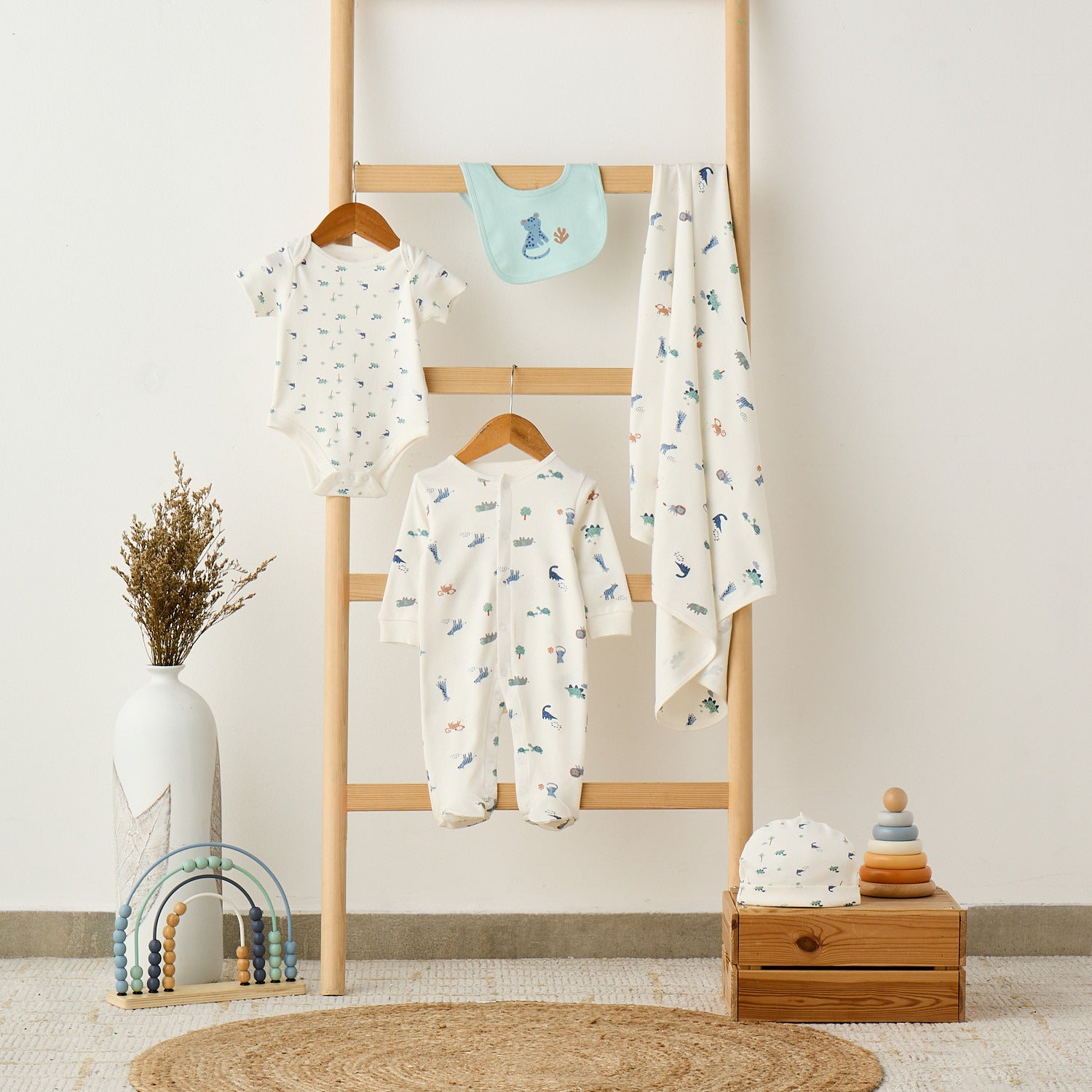 Set of 6 Juniors Clothing Gift Set with Dinosaur Print