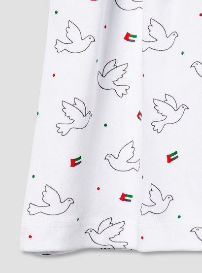 Juniors V-neck Short Sleeves Knee Length Dress with UAE National Day Print-baby-girls-clothing-dressesandjumpsuits-image-4
