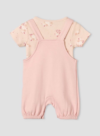 Juniors Round Neck Short Sleeves T-shirt and Dungaree Set with Floral Print-baby-girls-clothing-setsandcoords-image-2