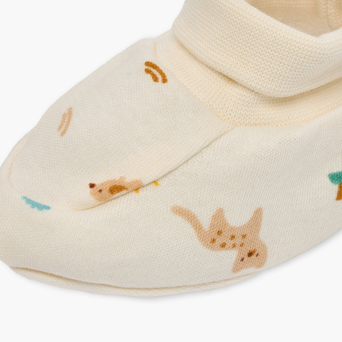 Pack of 2 Juniors Booties with Assorted Design