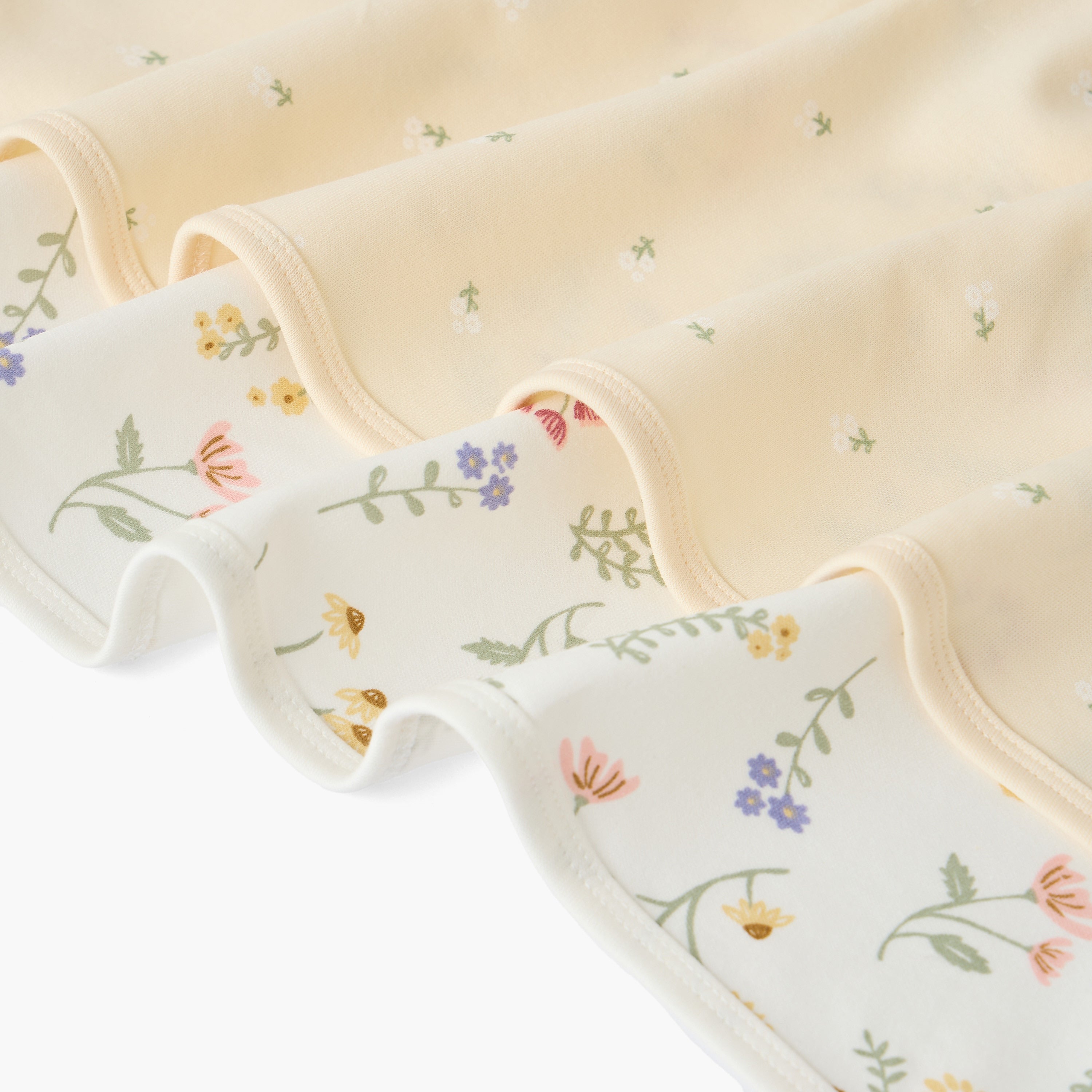 Pack of 2 Juniors Receiving Blanket with Floral Print