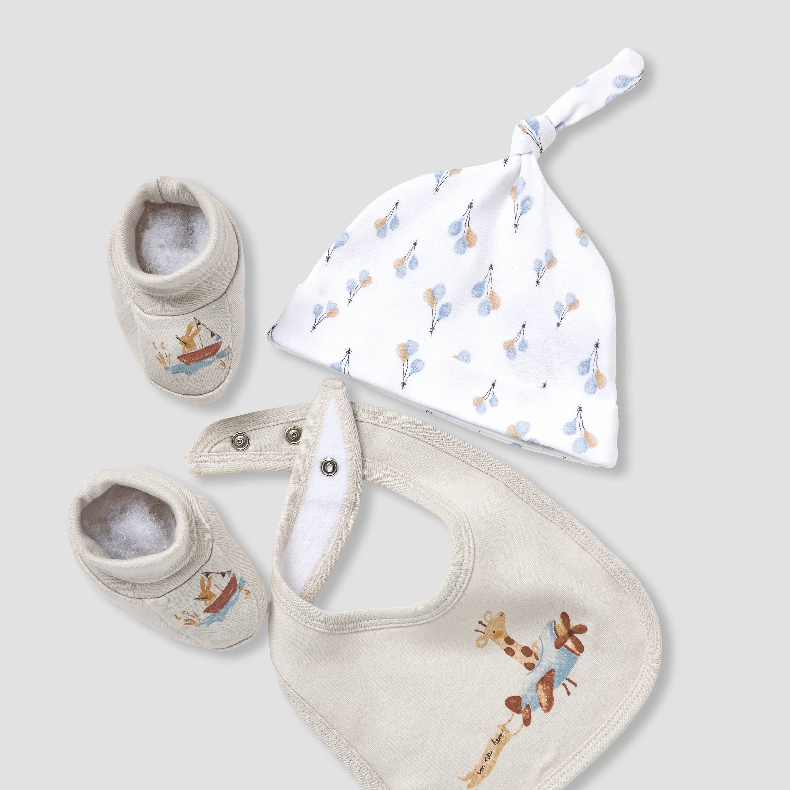 Set of 8 Juniors Clothing Gift Set with Print