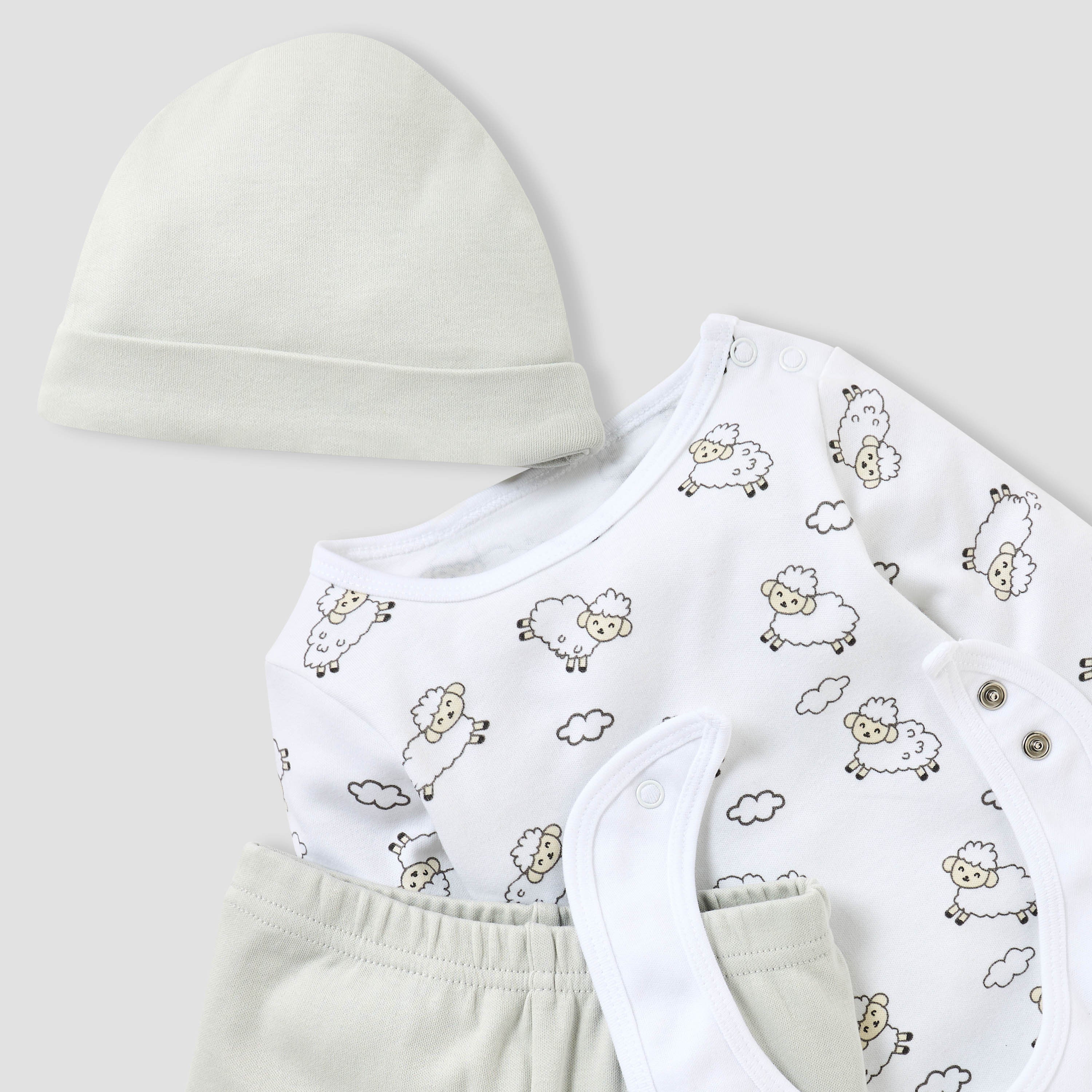 Juniors 4-Piece Sheep Print Clothing Set