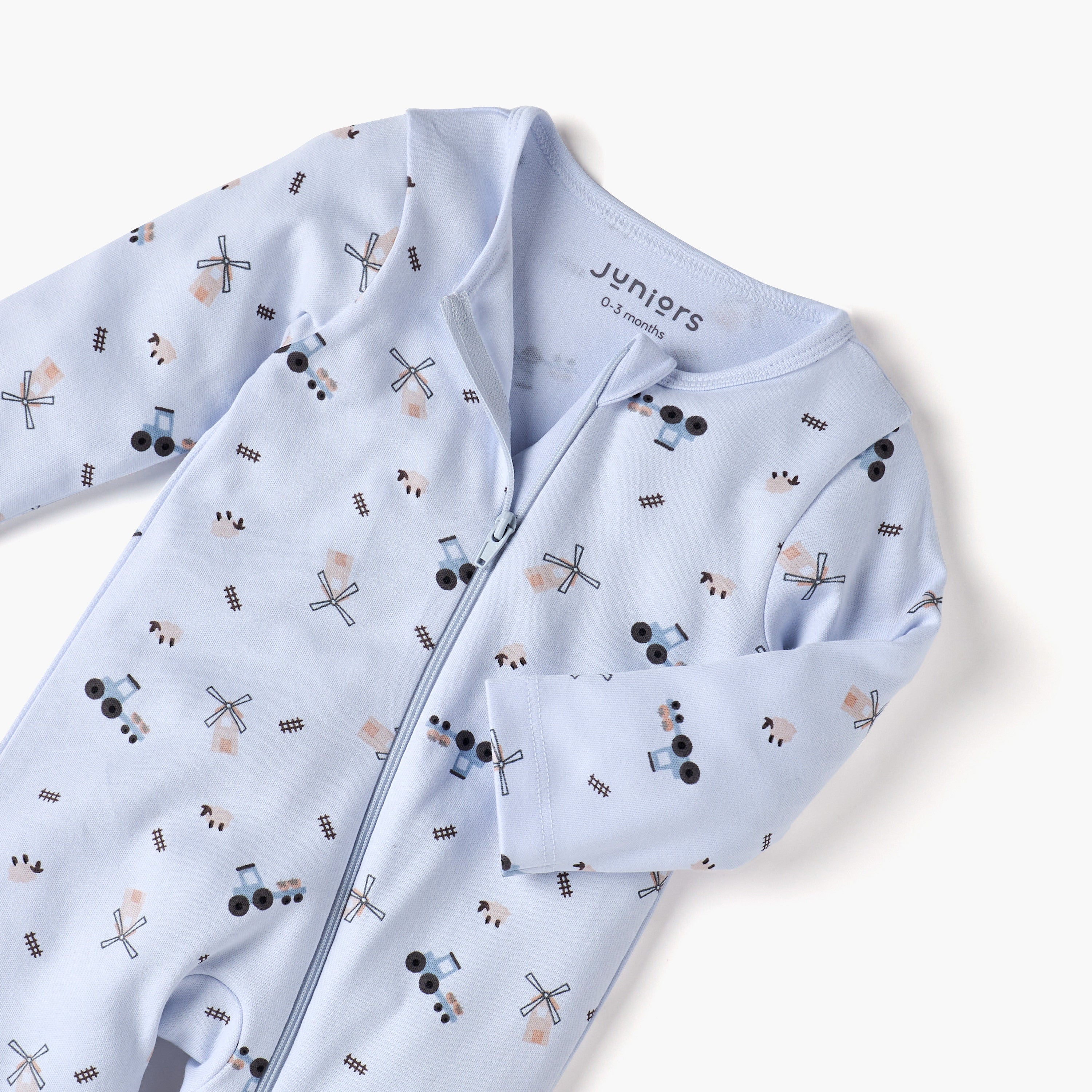 Juniors Printed Sleepsuit with Long Sleeves and Zip Closure