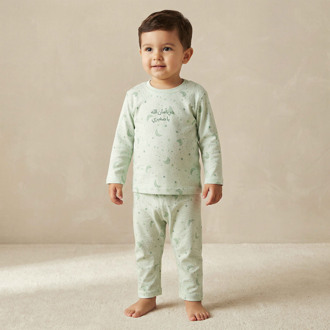 Juniors Cotton Round Neck Long Sleeves Pyjama Set with Star and Moon Print - Green / 18-24 mths