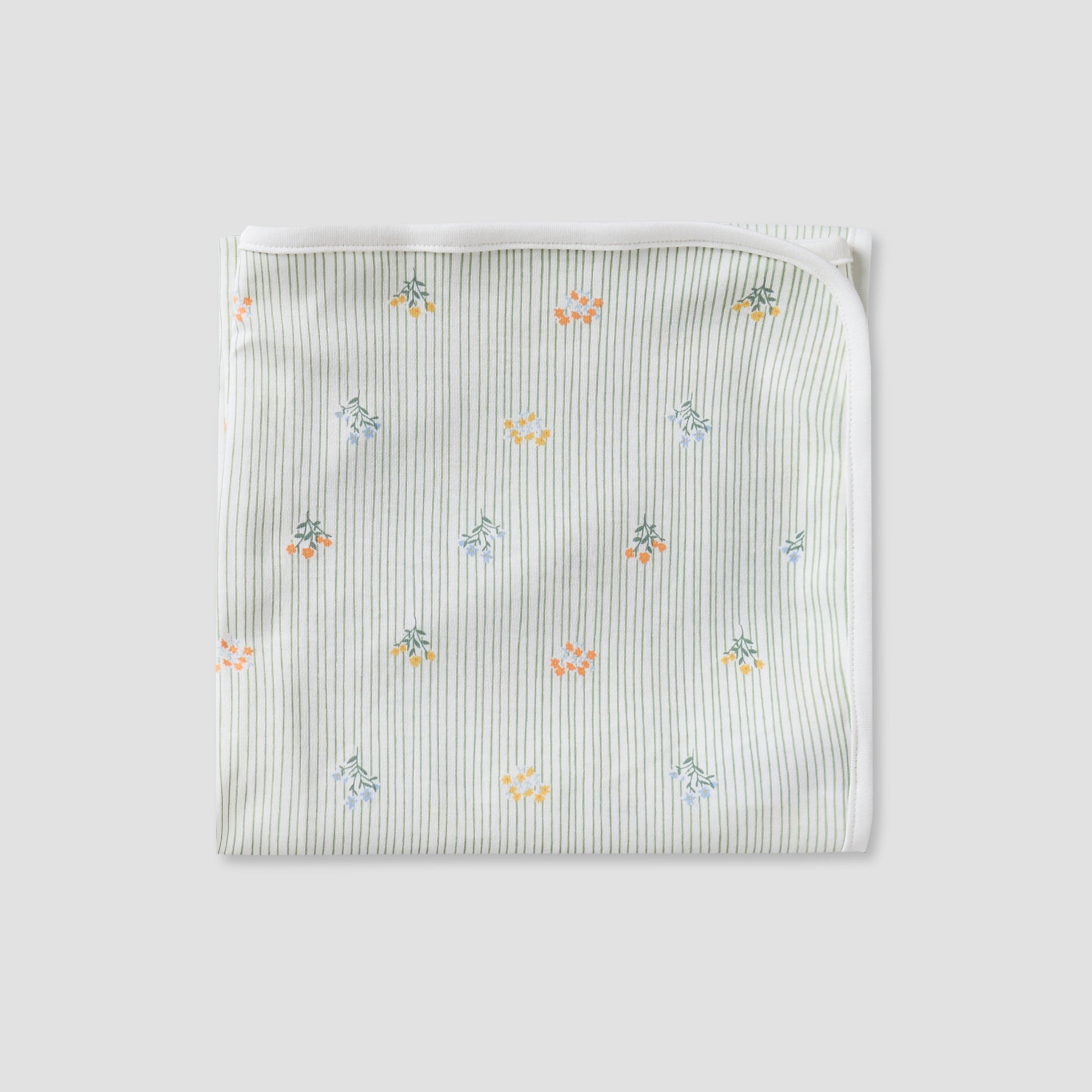 Set of 6 Juniors Clothing Gift Set with Floral Print