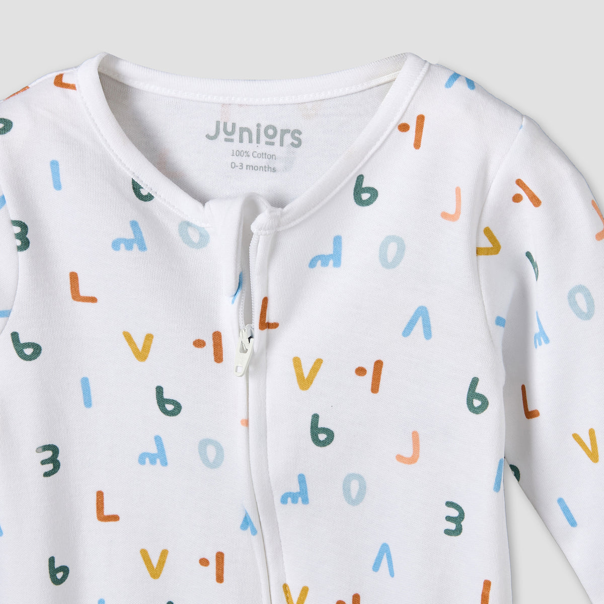 Juniors Cotton Round Neck Long Sleeves Sleepsuit with Alphabet Print