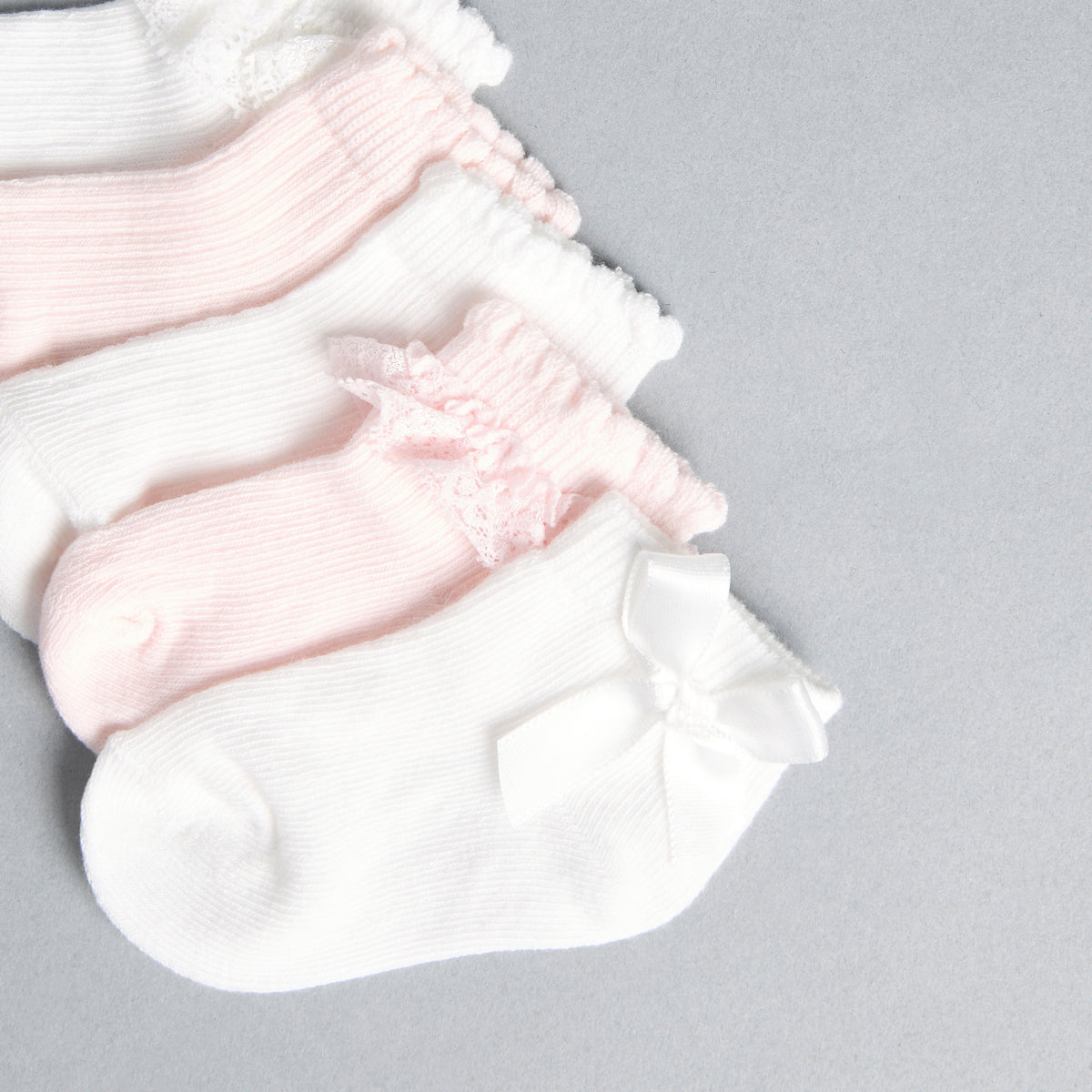 Pack of 5 - Bow Embellished Ankle Length Socks