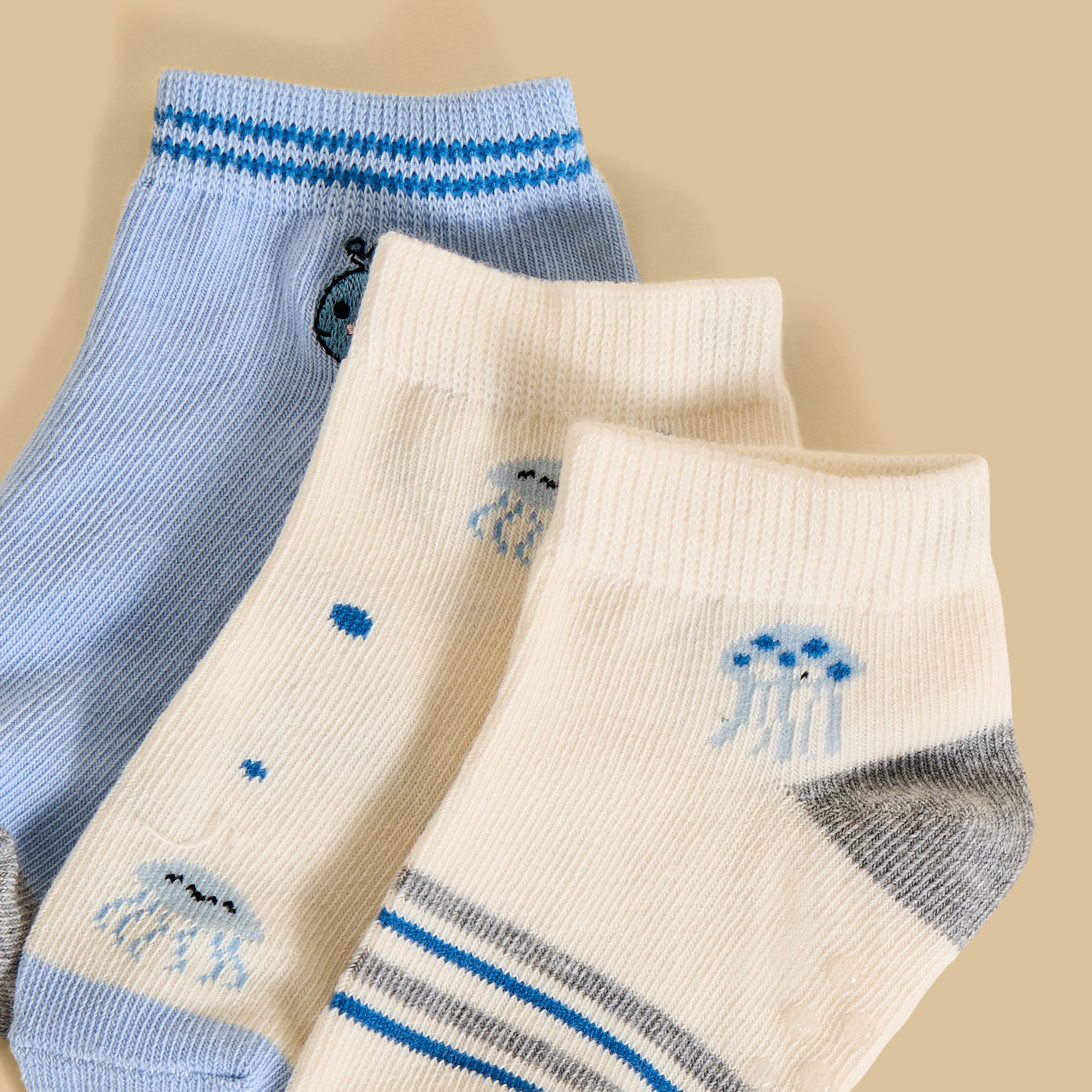 Pack of 3 - Printed Ankle Length Anti-Skid Socks