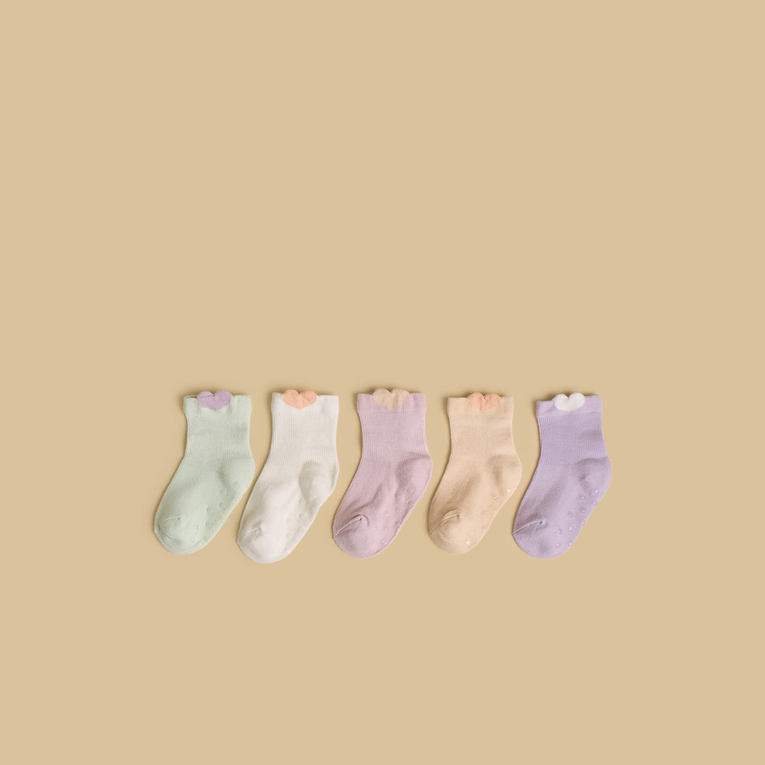 Pack of 5 - Heart Accent Anti-Skid Ankle Length Socks