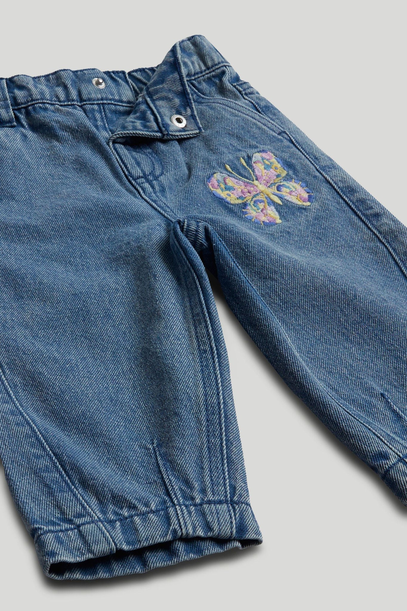 Barrel-Leg Denim Jeans