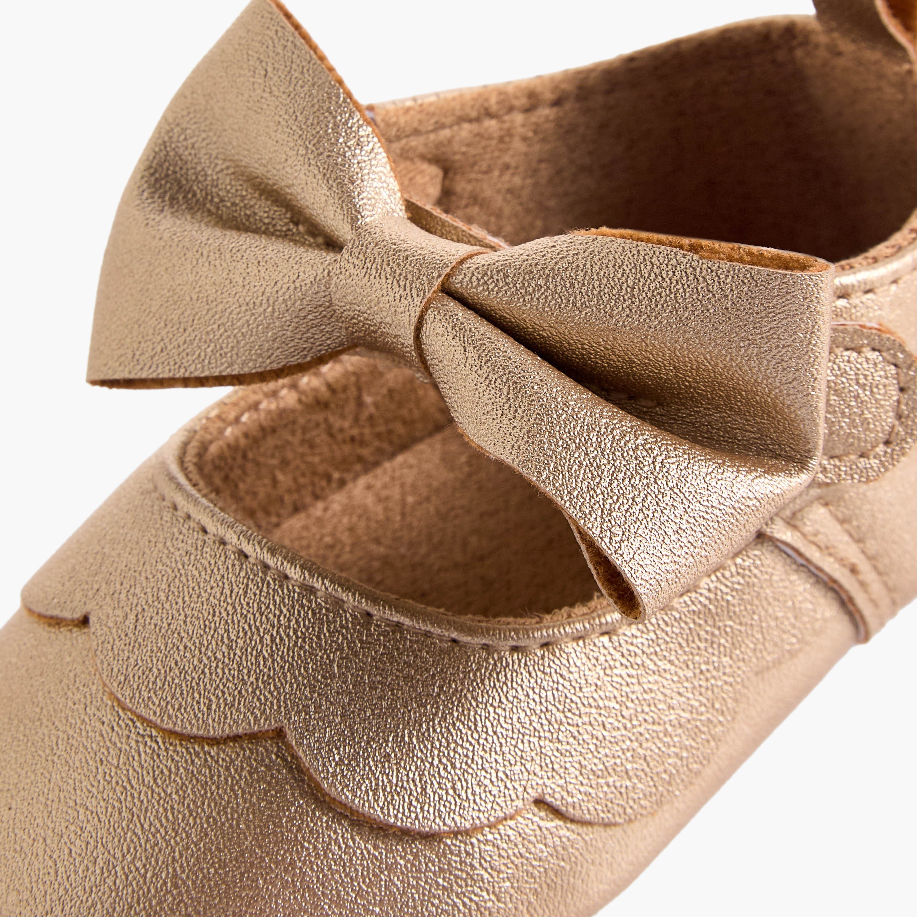 Giggles Booties with Hook and Loop Closure, Bow Detail