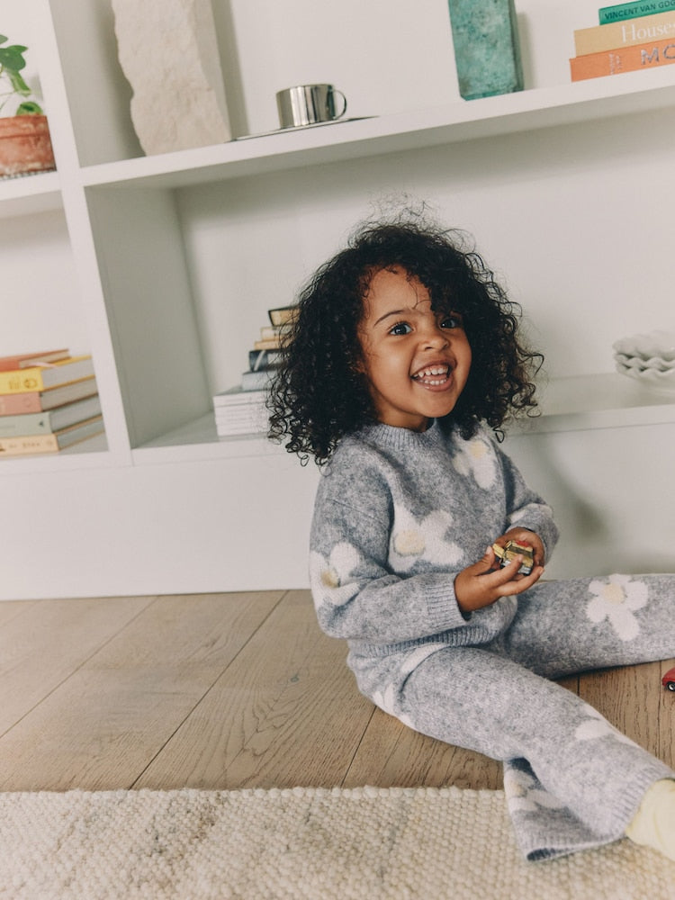 Grey Daisy Jumper and Trousers Set (3mths-7yrs) - Grey Daisy / 12-18 Months (80-86cm)