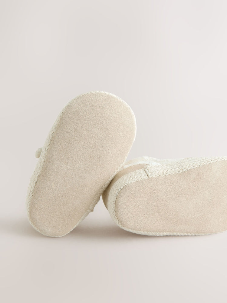 Neutral Frill Baby Touch Fasten Trainers (0-24mths)