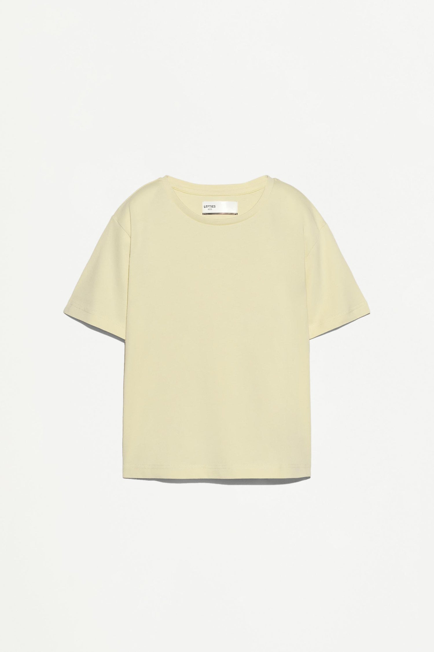 4-pack of plain T-shirts